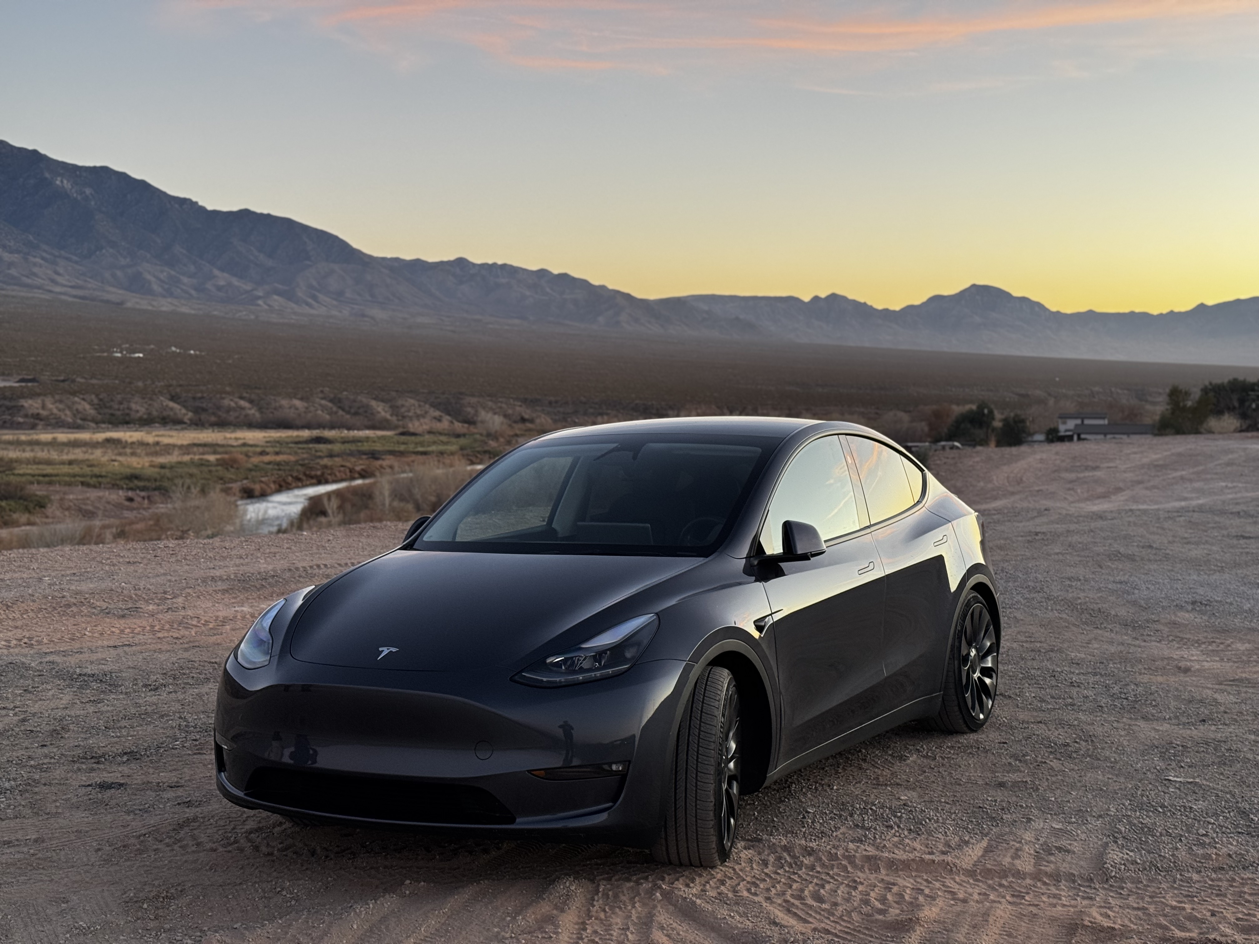 2023 Tesla Model Y Performance