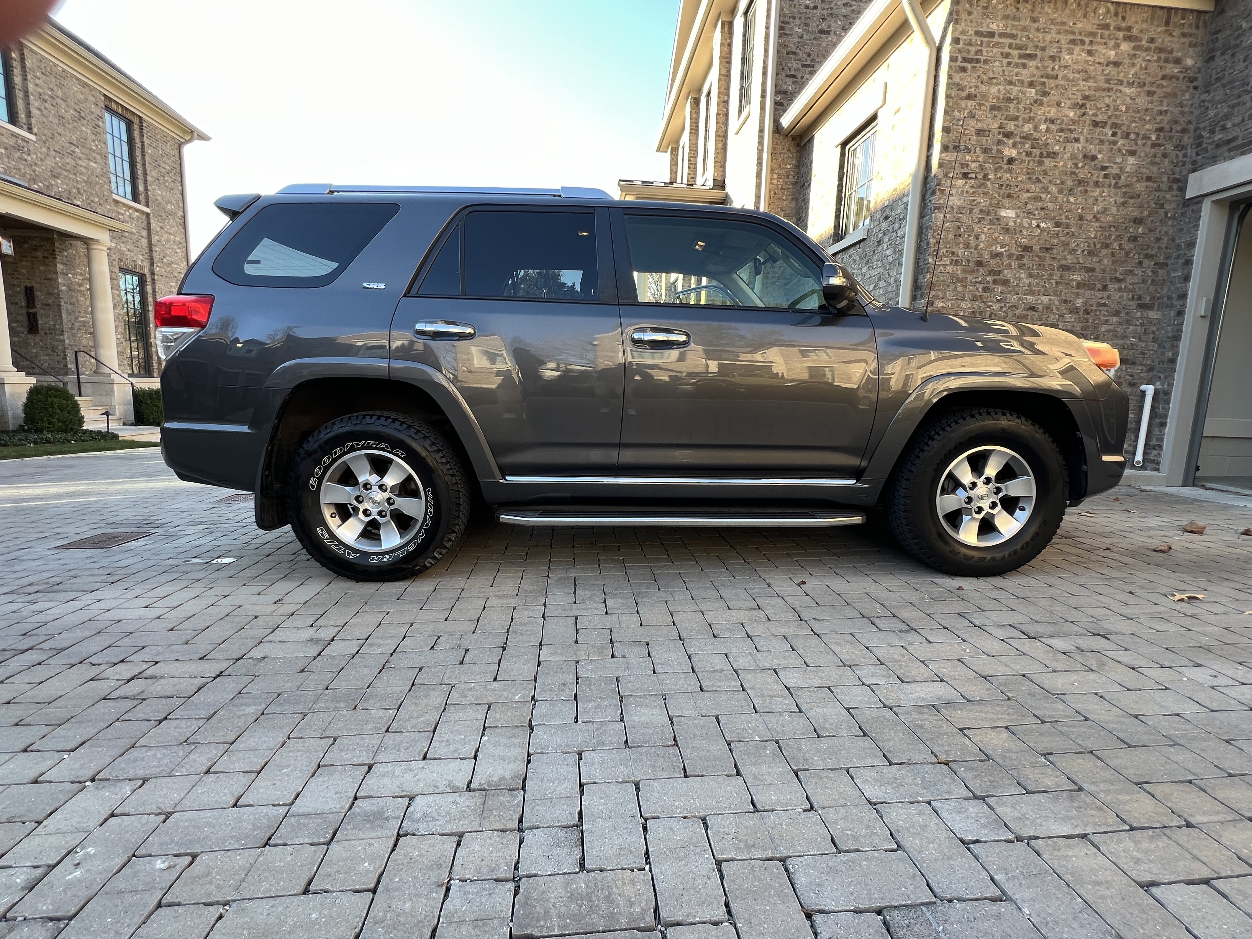 2013 Toyota 4Runner SR5