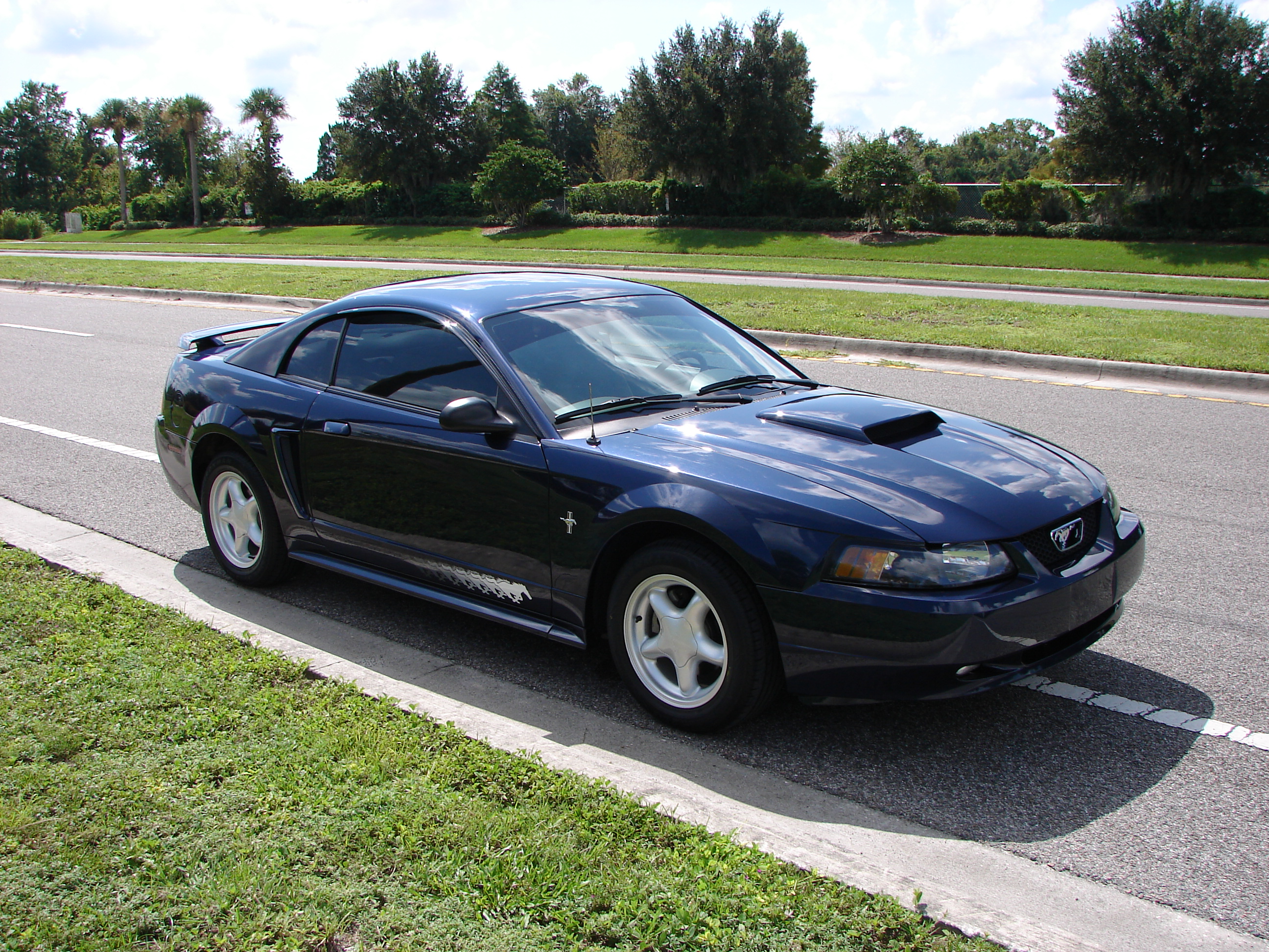 Used 2003 Ford Mustang Coupe