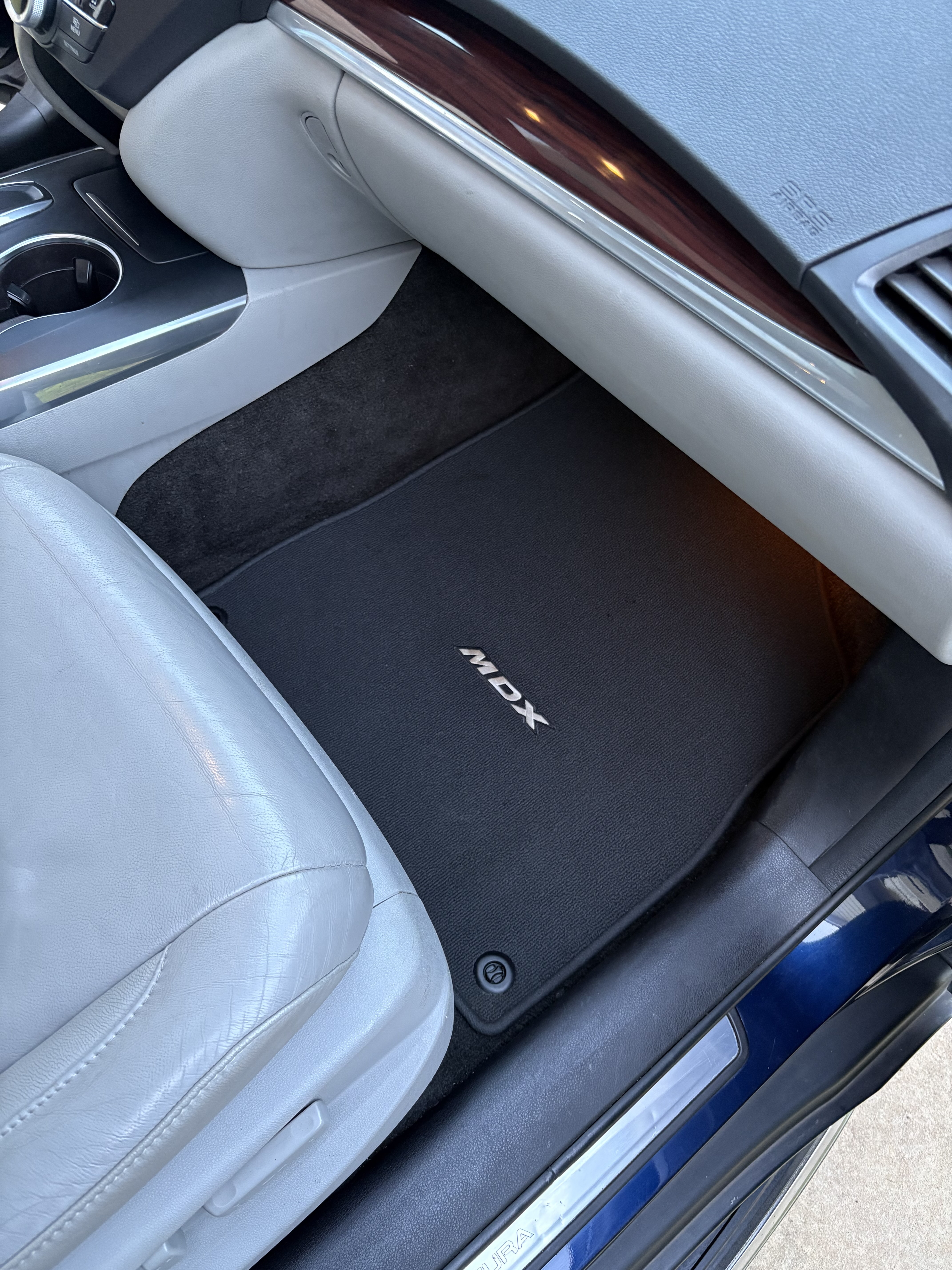 2014 Acura MDX SH-AWD w/ Technology Package