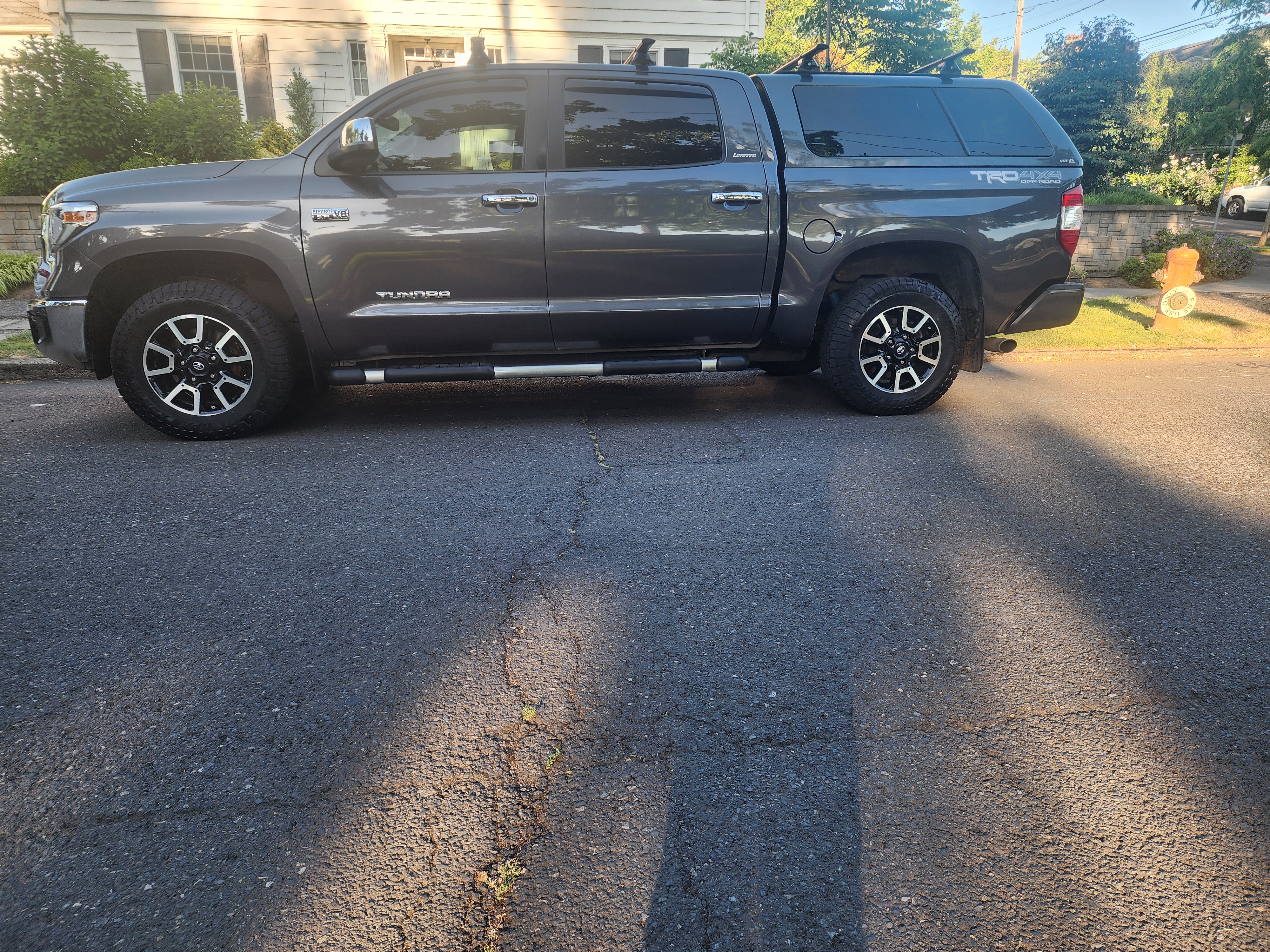 Used 2018 Toyota Tundra Limited w/ Limited Premium Package