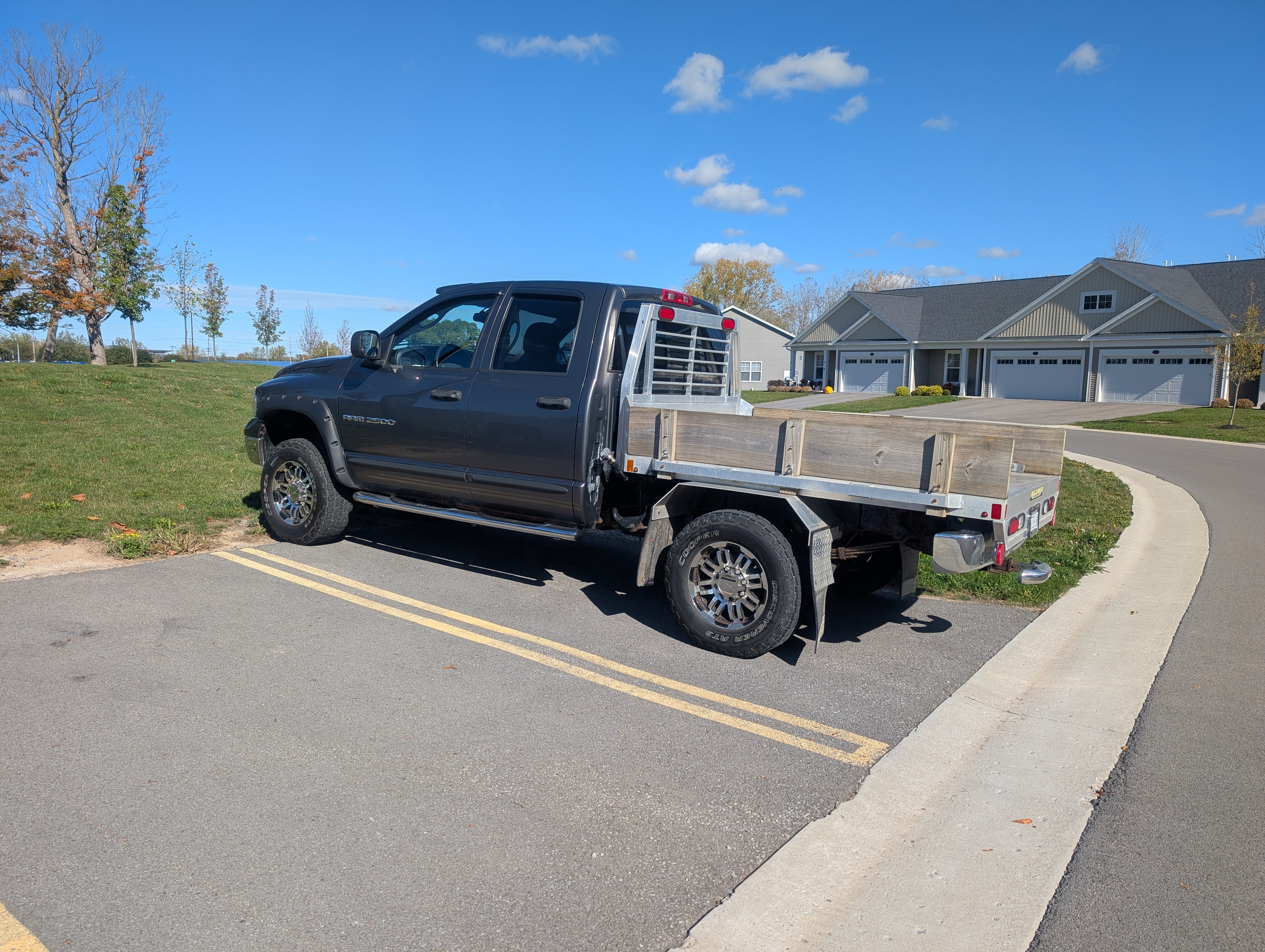Used 2004 Dodge Ram 2500 Truck SLT w/ Trailer Tow Group