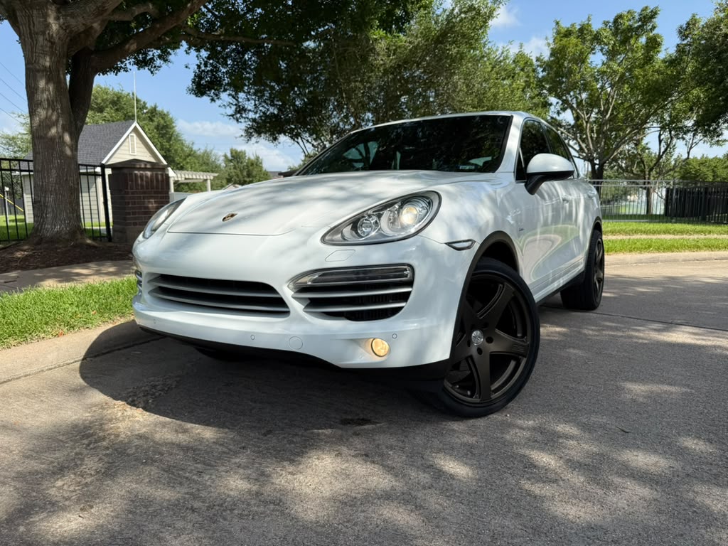 Used 2014 Porsche Cayenne Diesel Platinum Edition