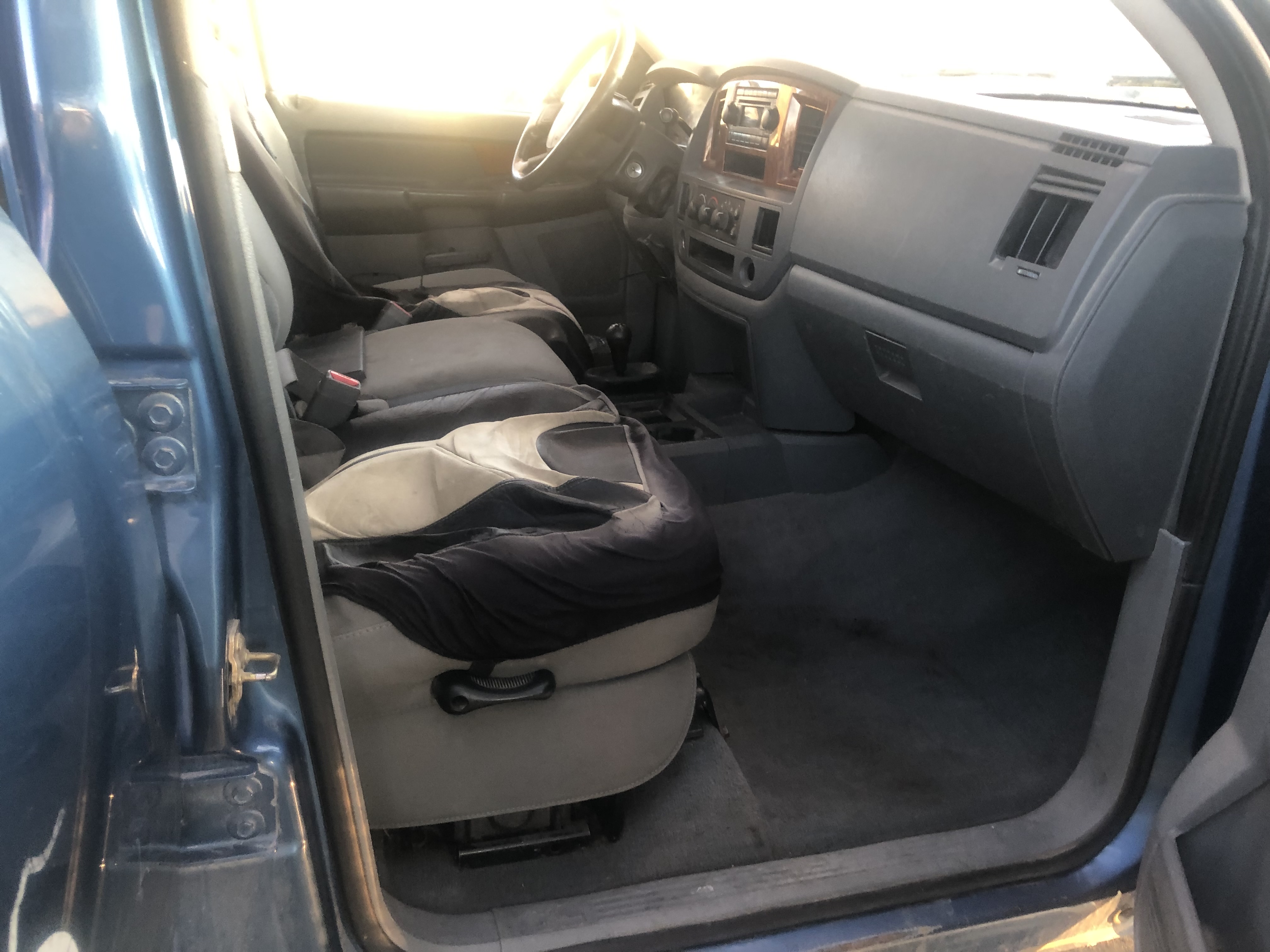 2006 Dodge Ram 2500 Truck SLT
