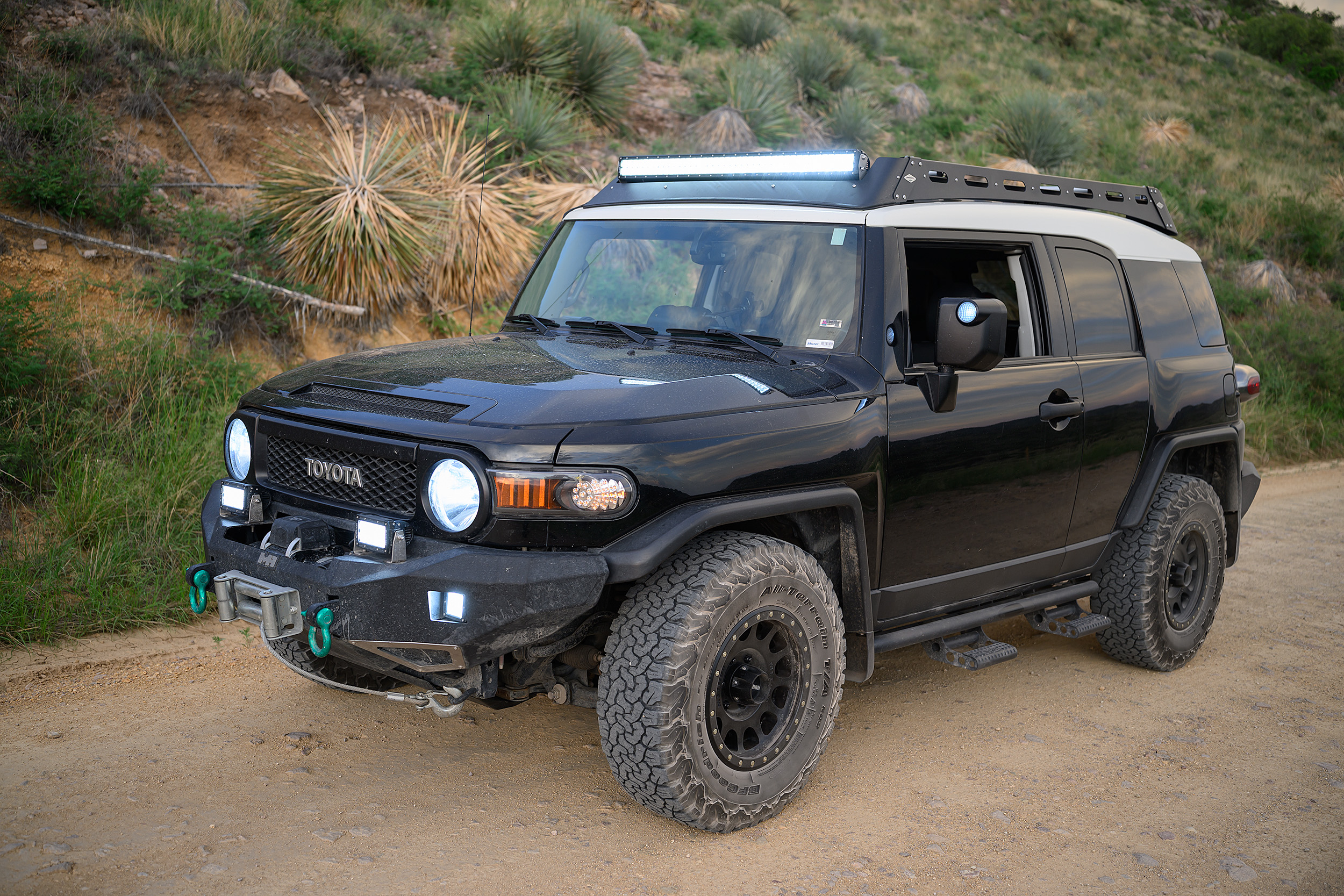 Used 2014 Toyota FJ Cruiser 4WD w/ Upgrade Package