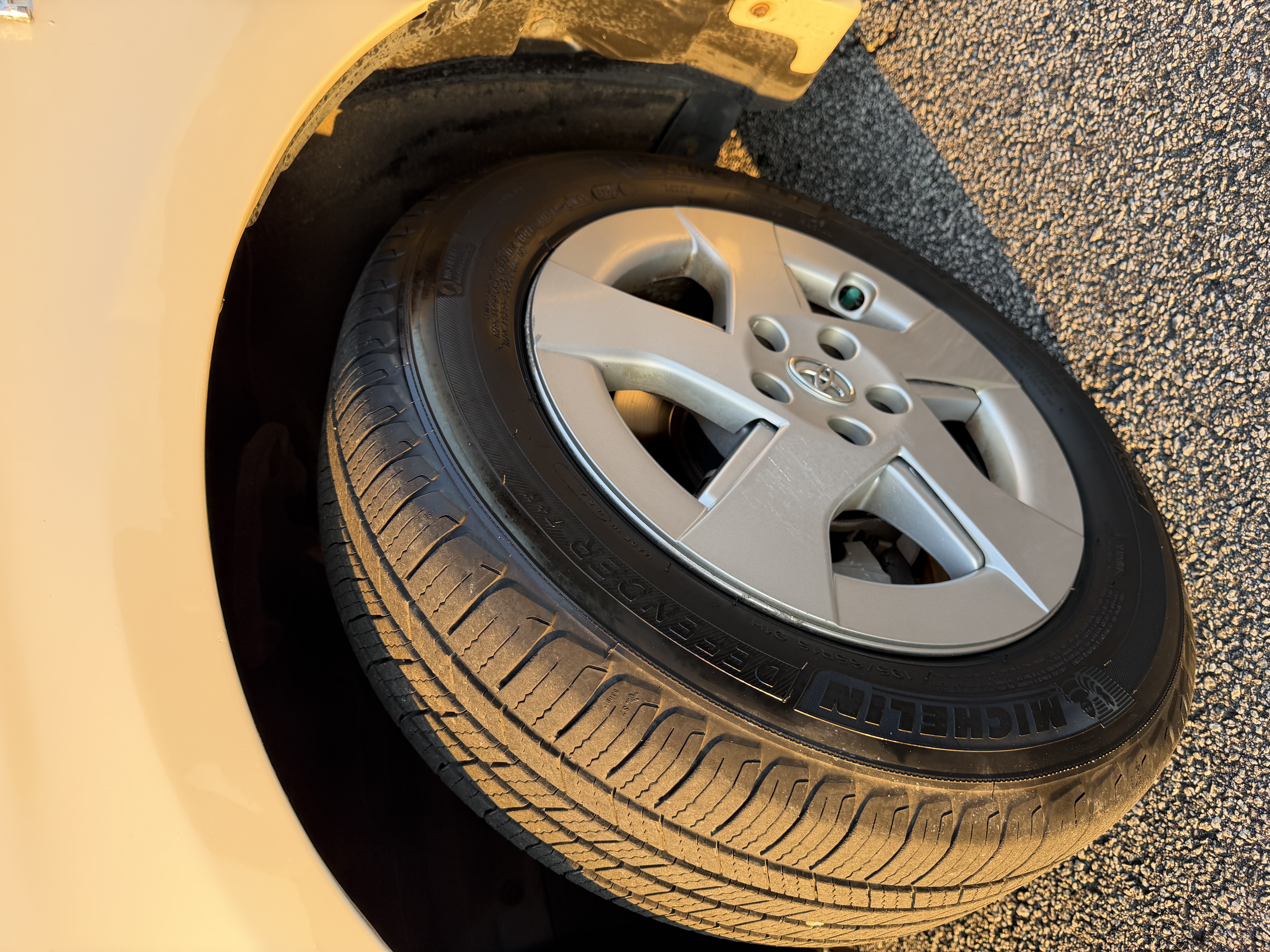 2010 Toyota Prius Three