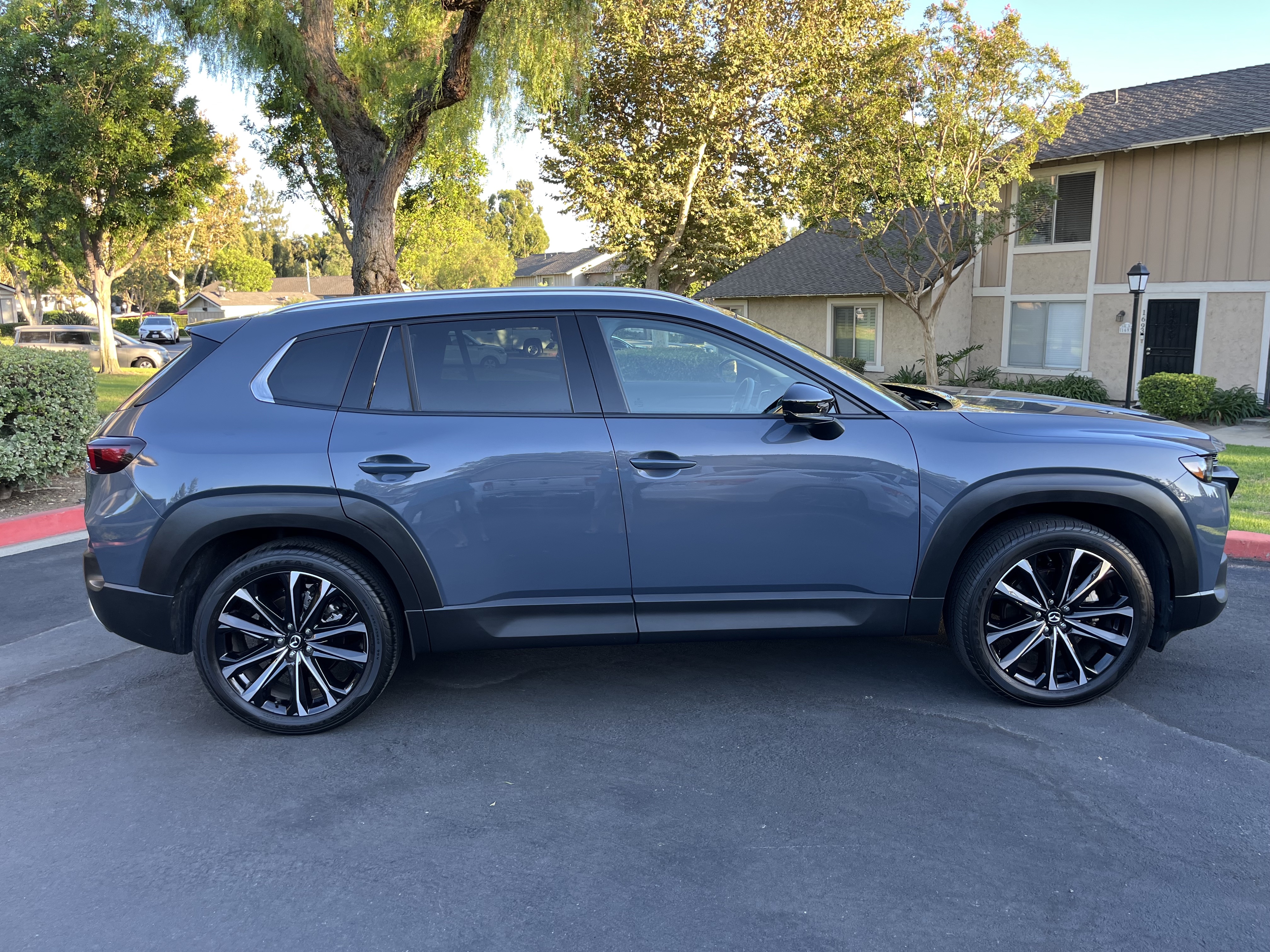 2024 MAZDA CX-50 AWD 2.5 Turbo w/ Premium Pkg