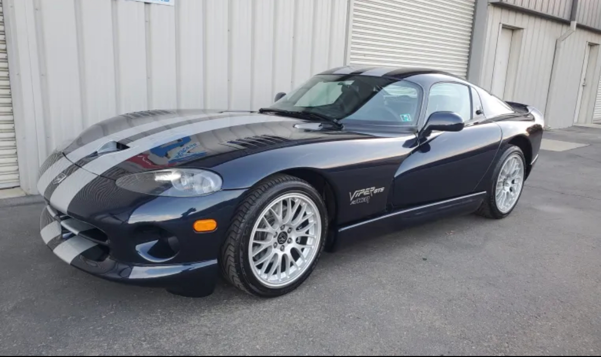 2001 Dodge Viper RT/10 Deep Blue Sapphire Metallic Drive Video 5