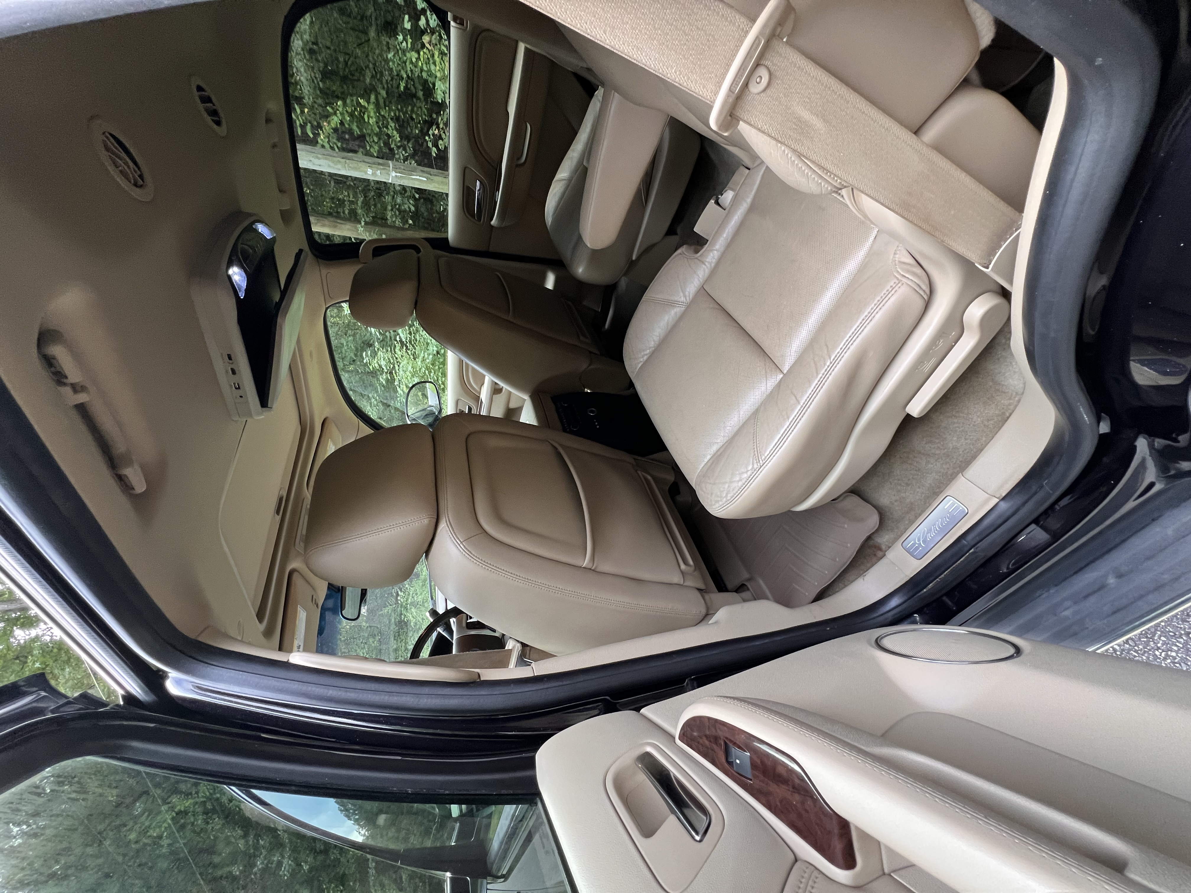 2014 Cadillac Escalade Luxury