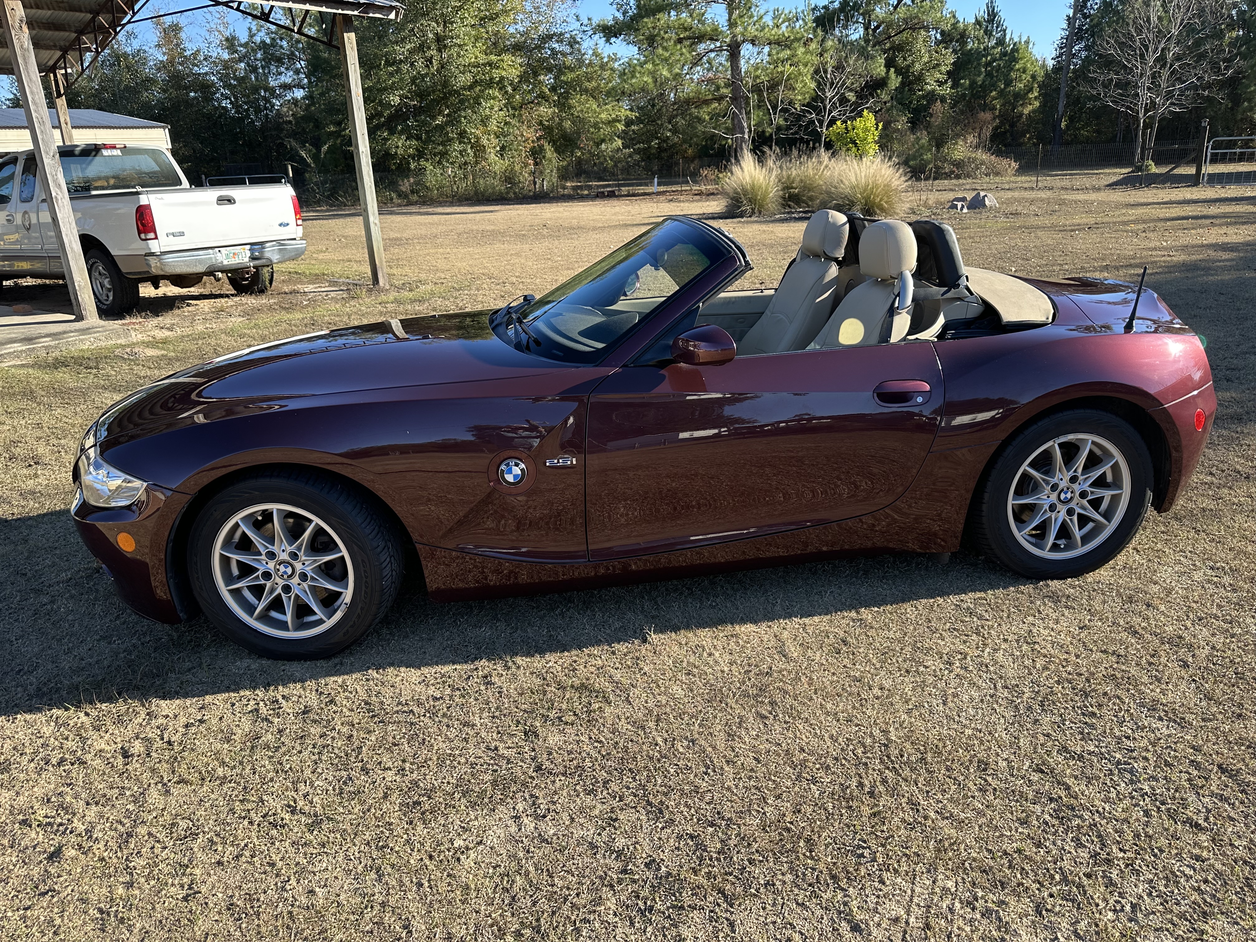Used 2005 BMW Z4 2.5i