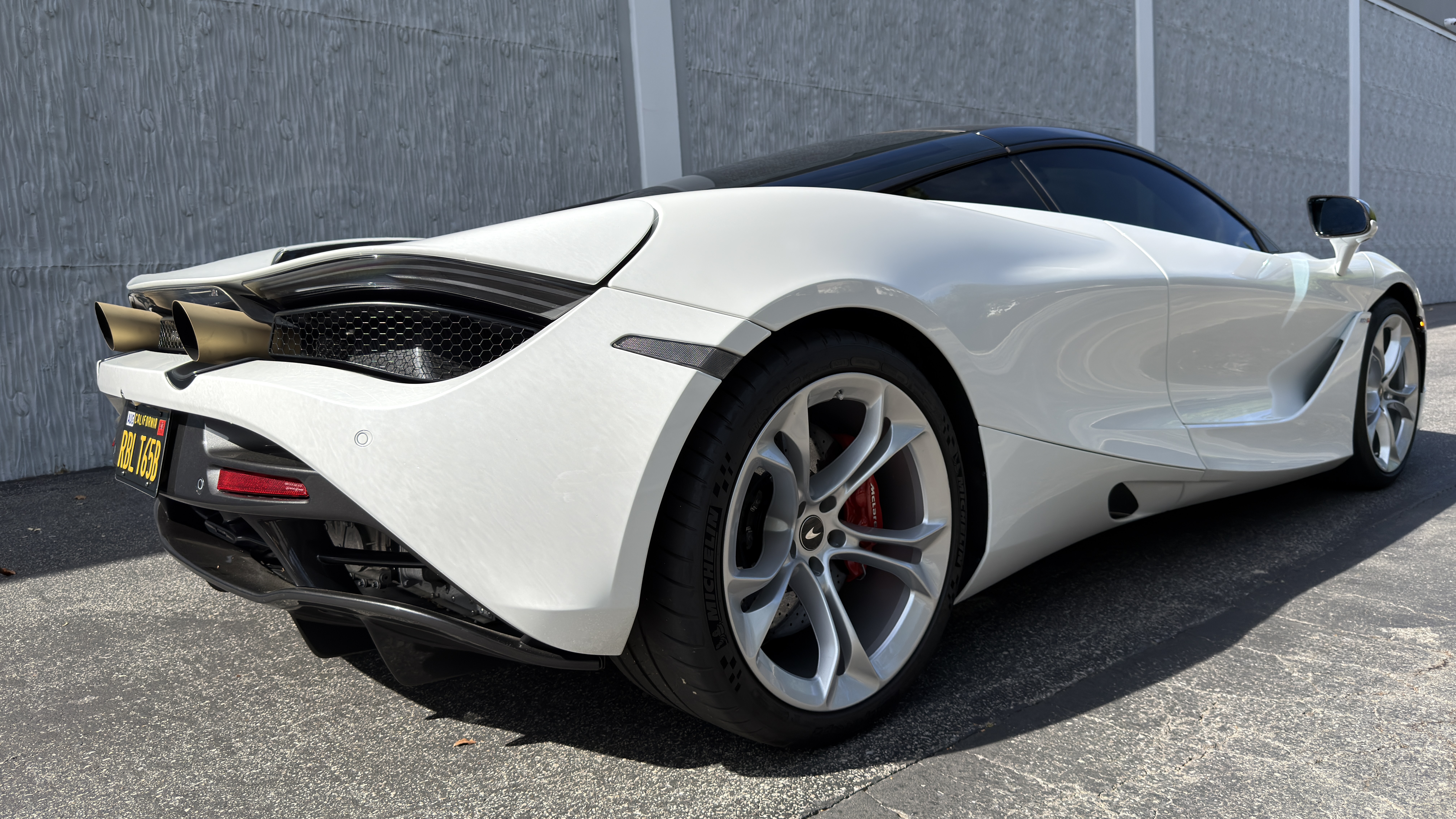 Used 2020 McLaren 720S Coupe 2D photo 21