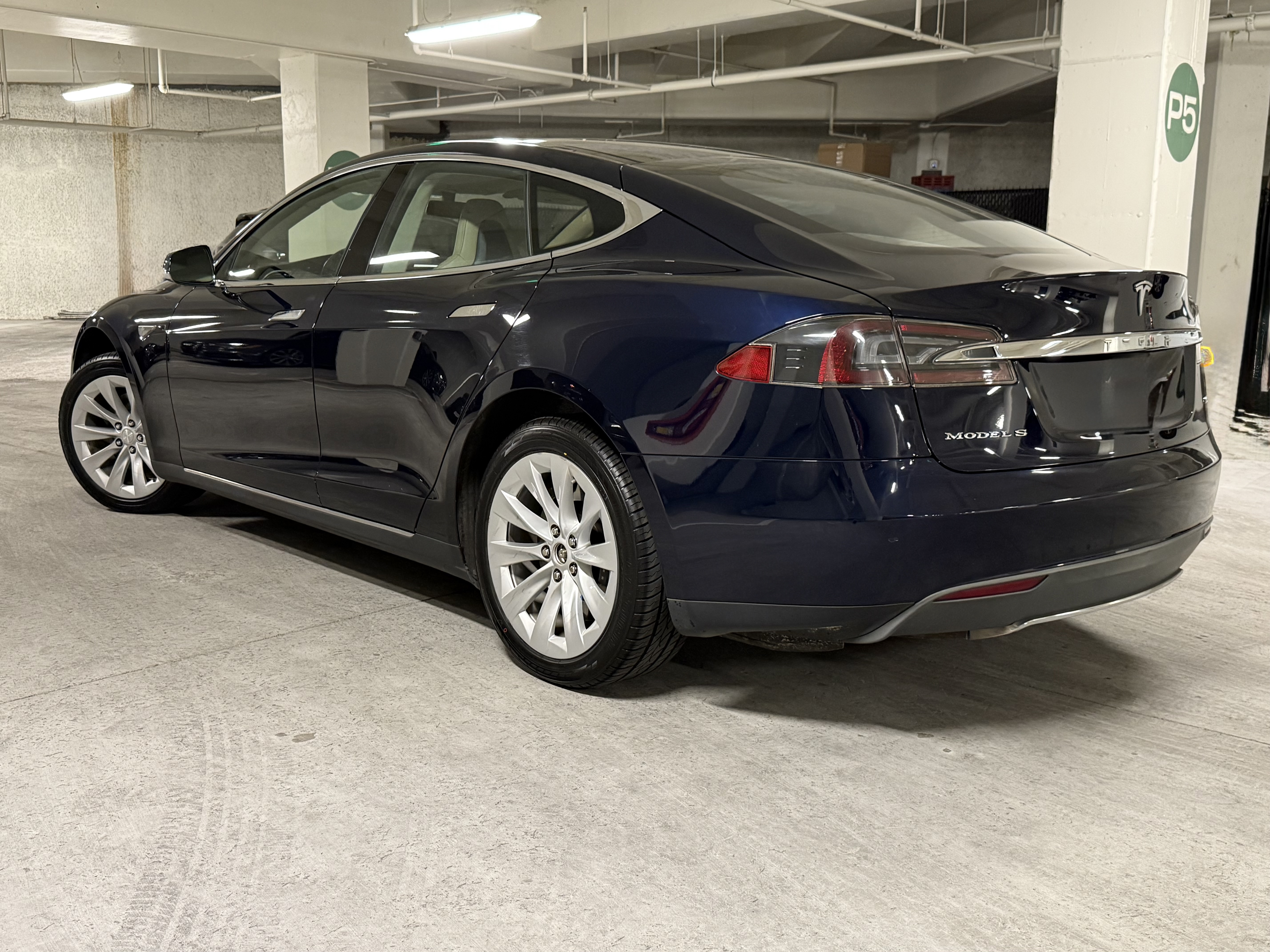 2013 Tesla Model S