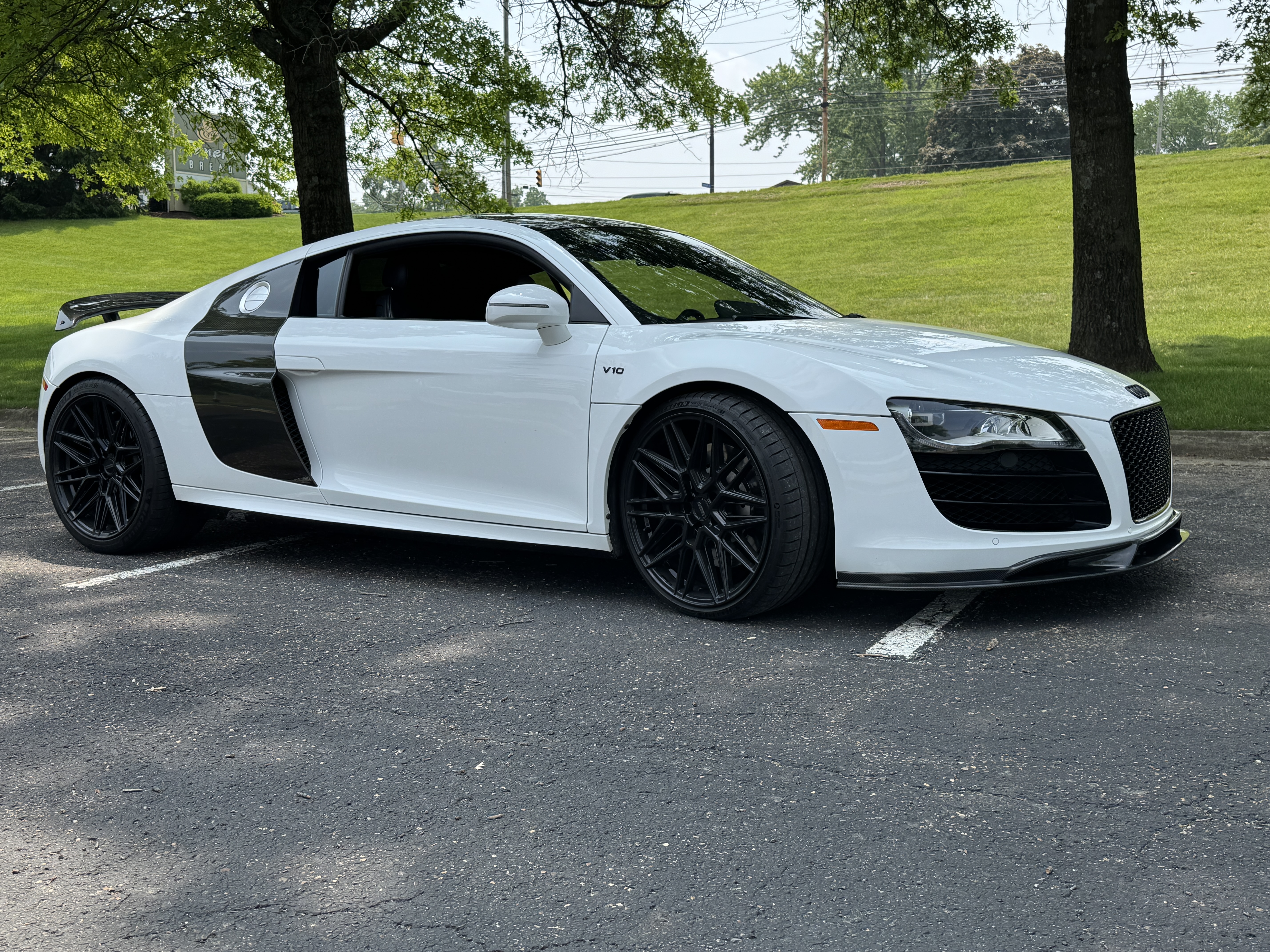 Used 2011 Audi R8 V10