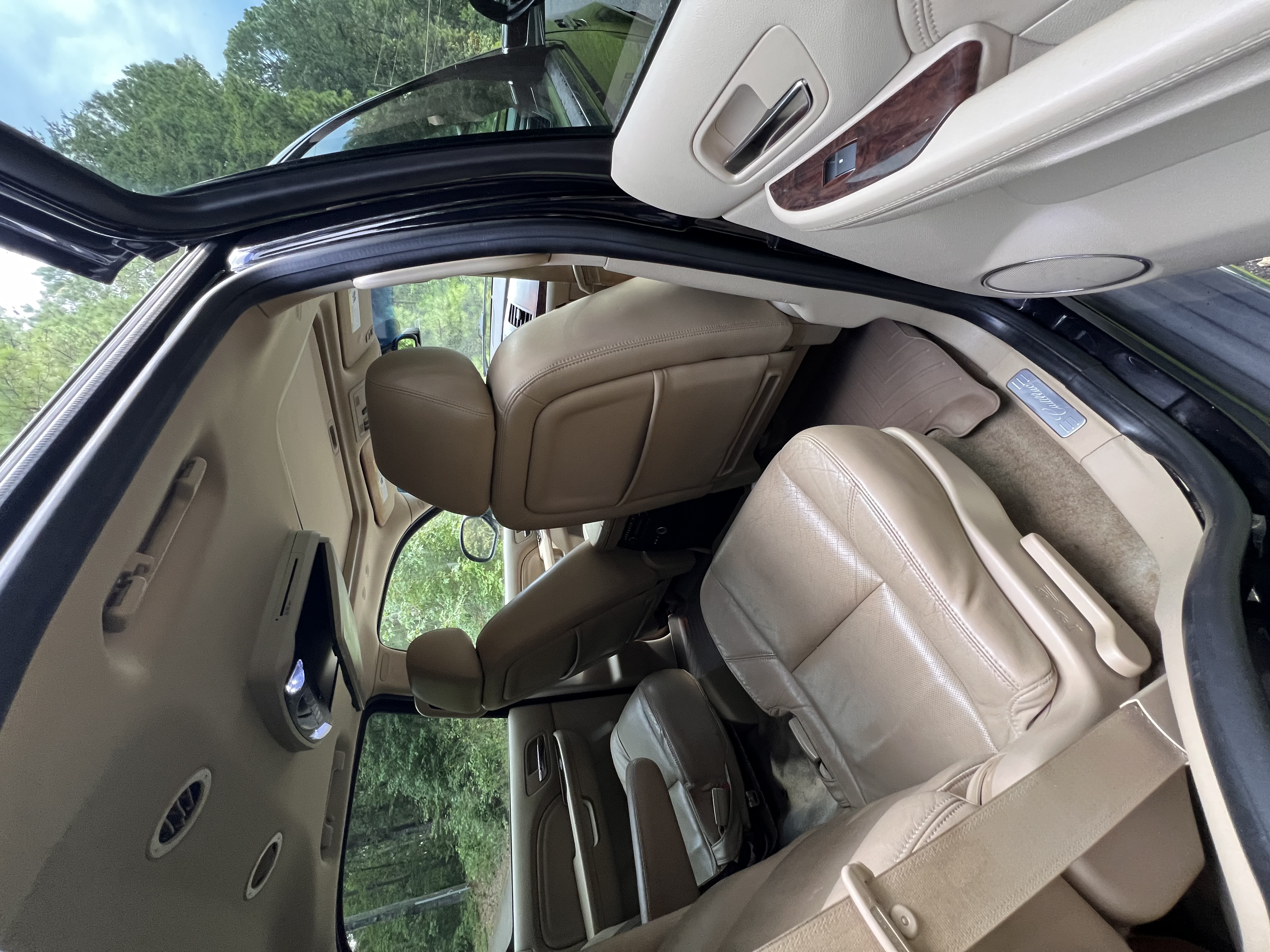 2014 Cadillac Escalade Luxury