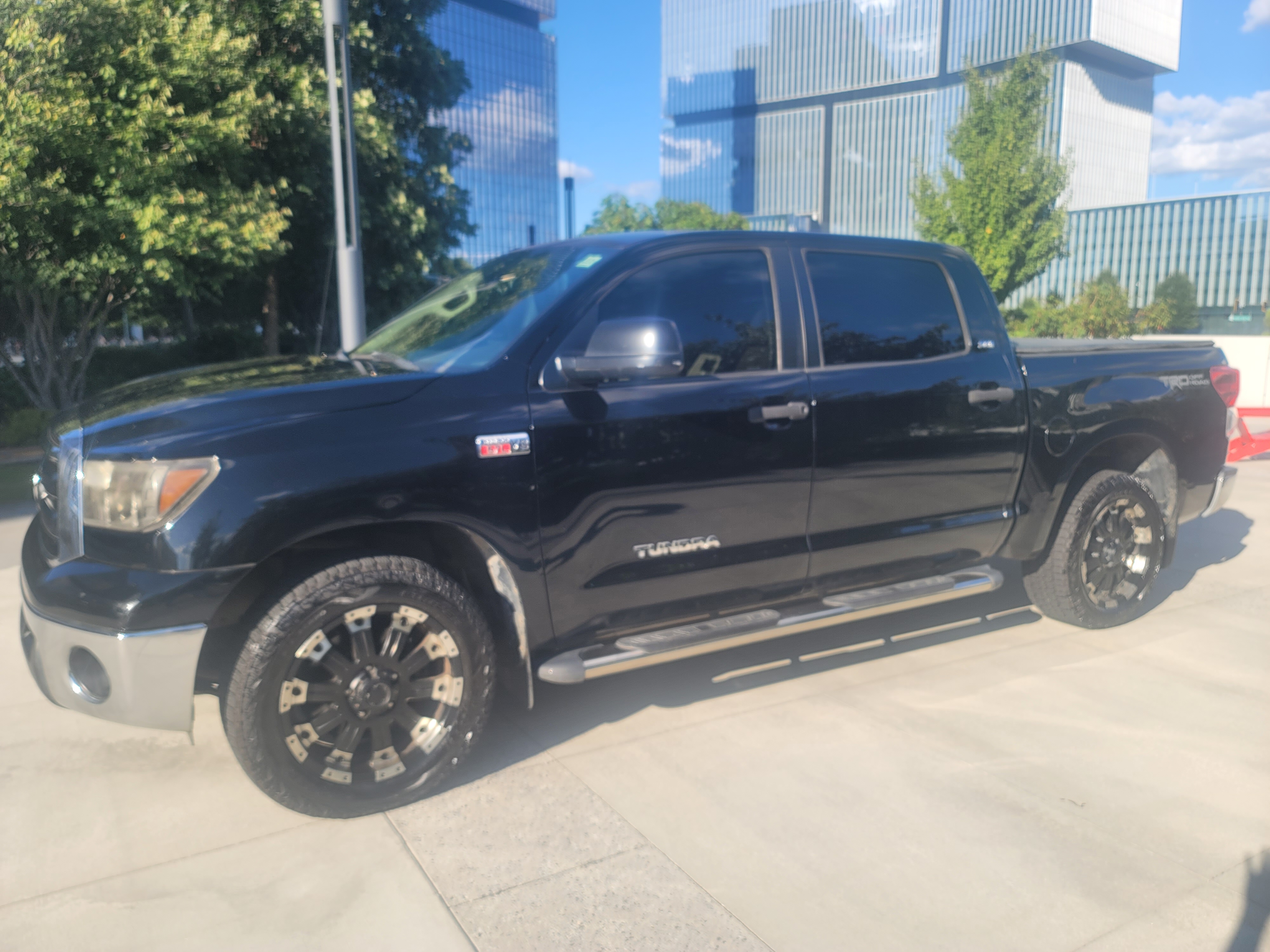 2010 Toyota Tundra 2WD CrewMax