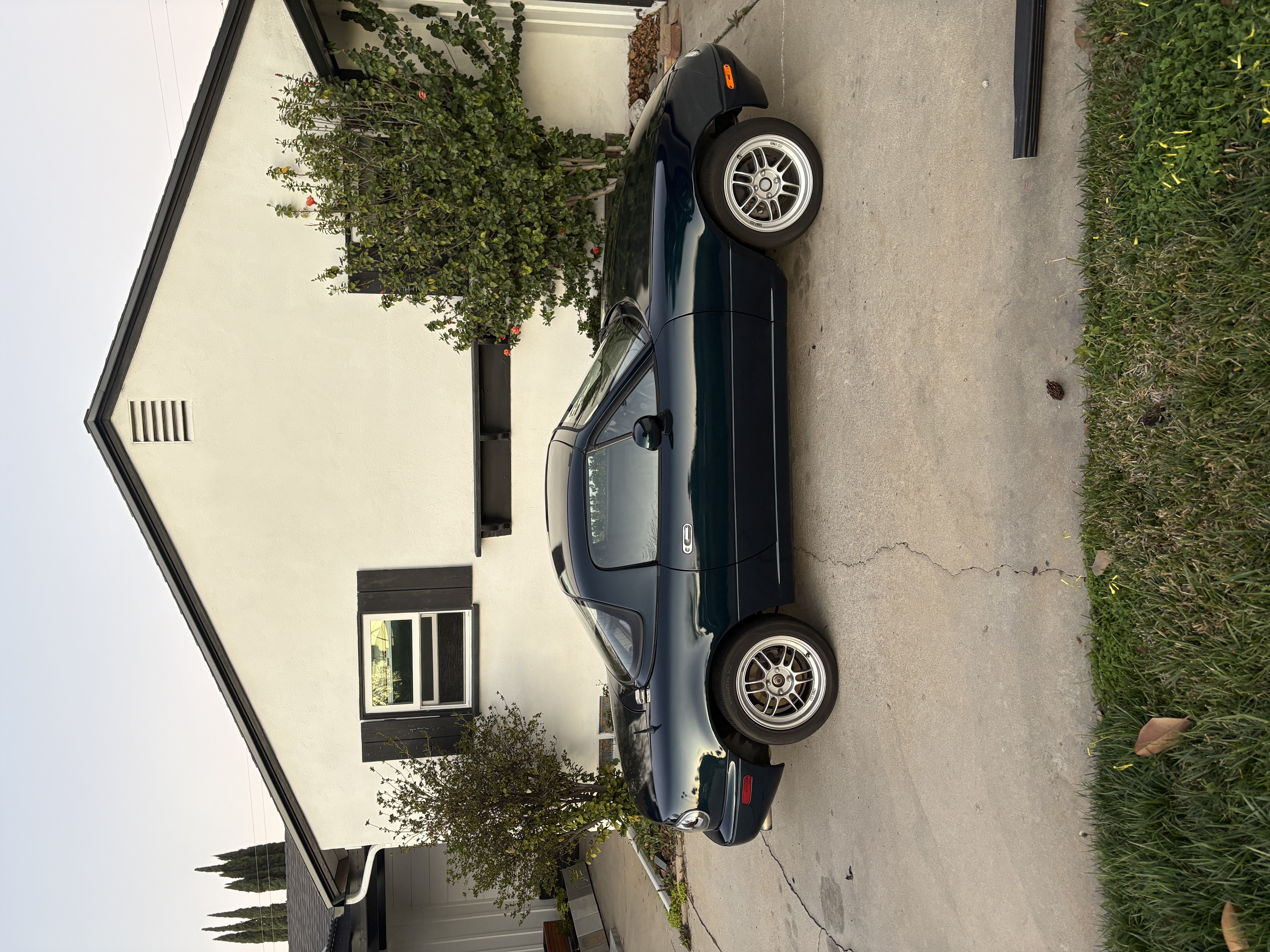 Used 1997 MAZDA MX-5 Miata