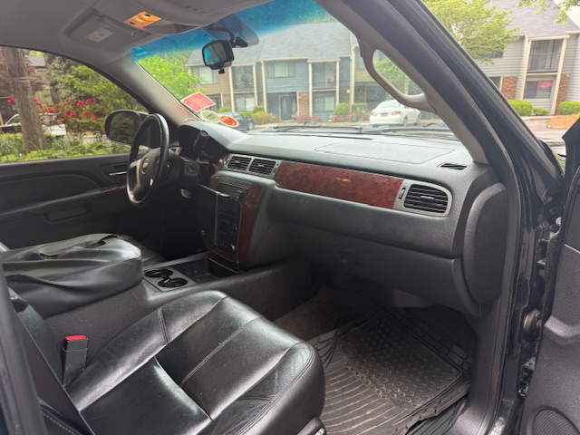 2011 Chevrolet Suburban 2500 LT