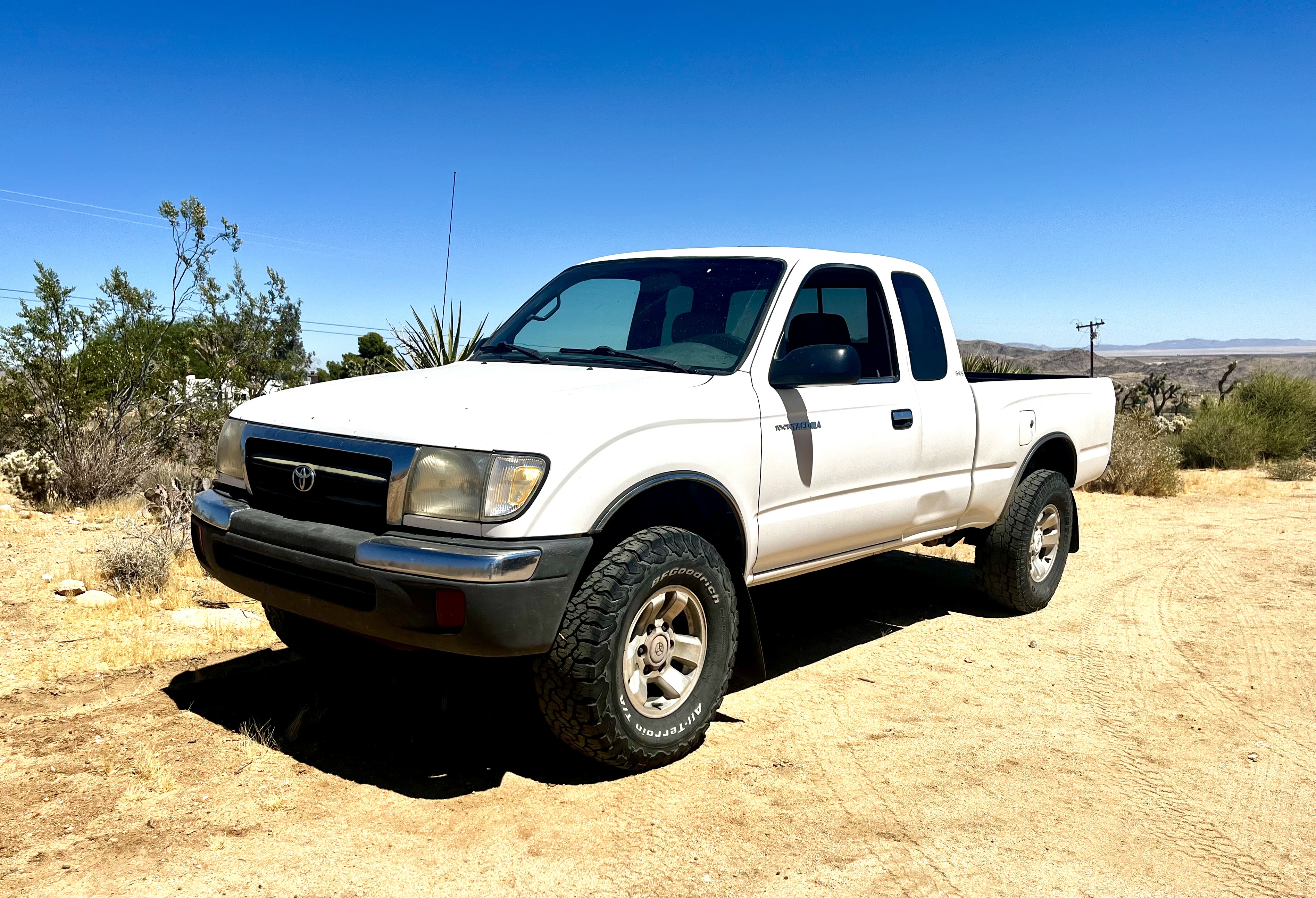 Used 2000 Toyota Tacoma 4x4 Xtracab V6 w/ SR5 Pkg