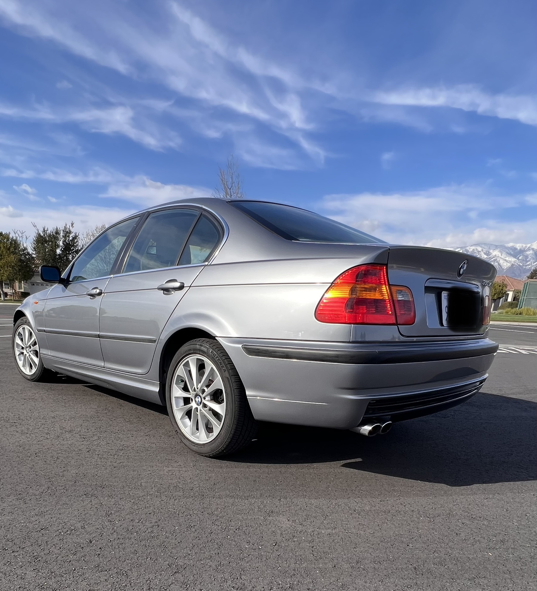 Used 2003 BMW 330xi Sedan