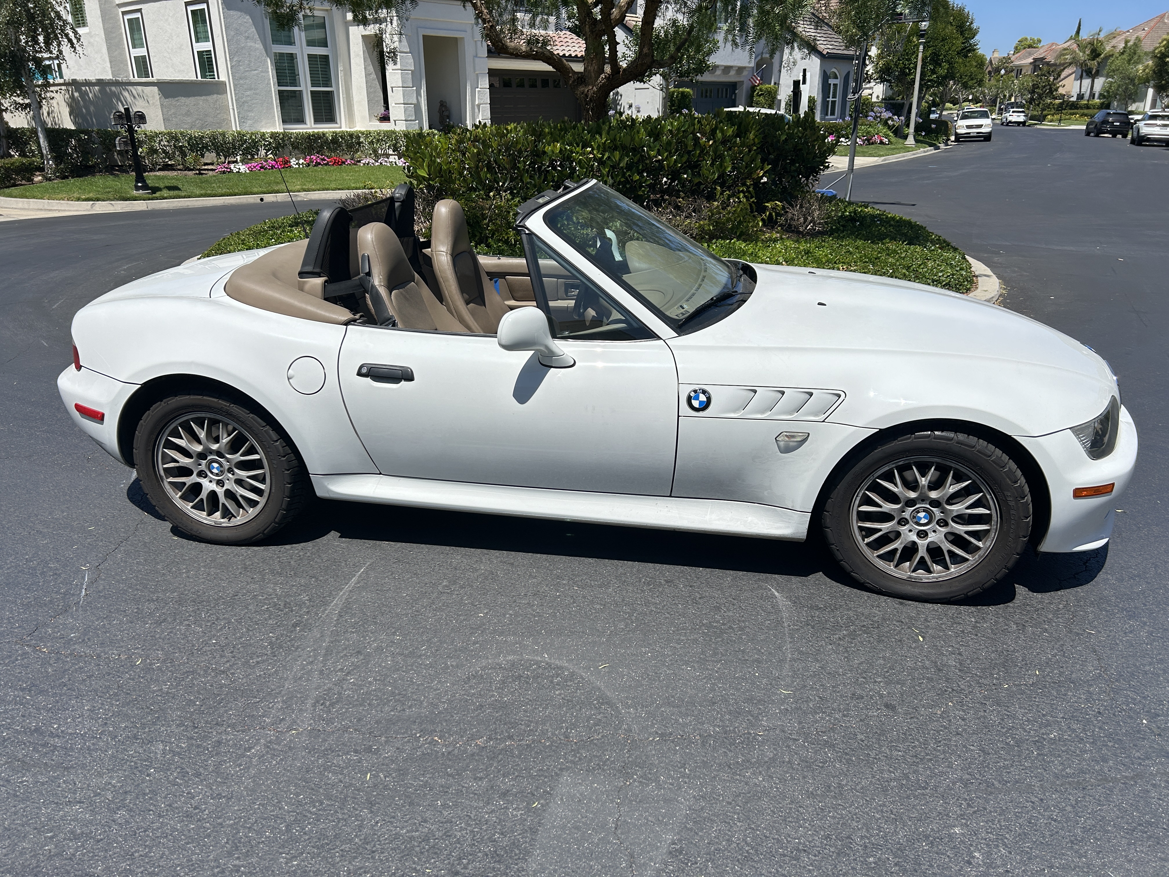 Used 2000 BMW Z3 2.5i