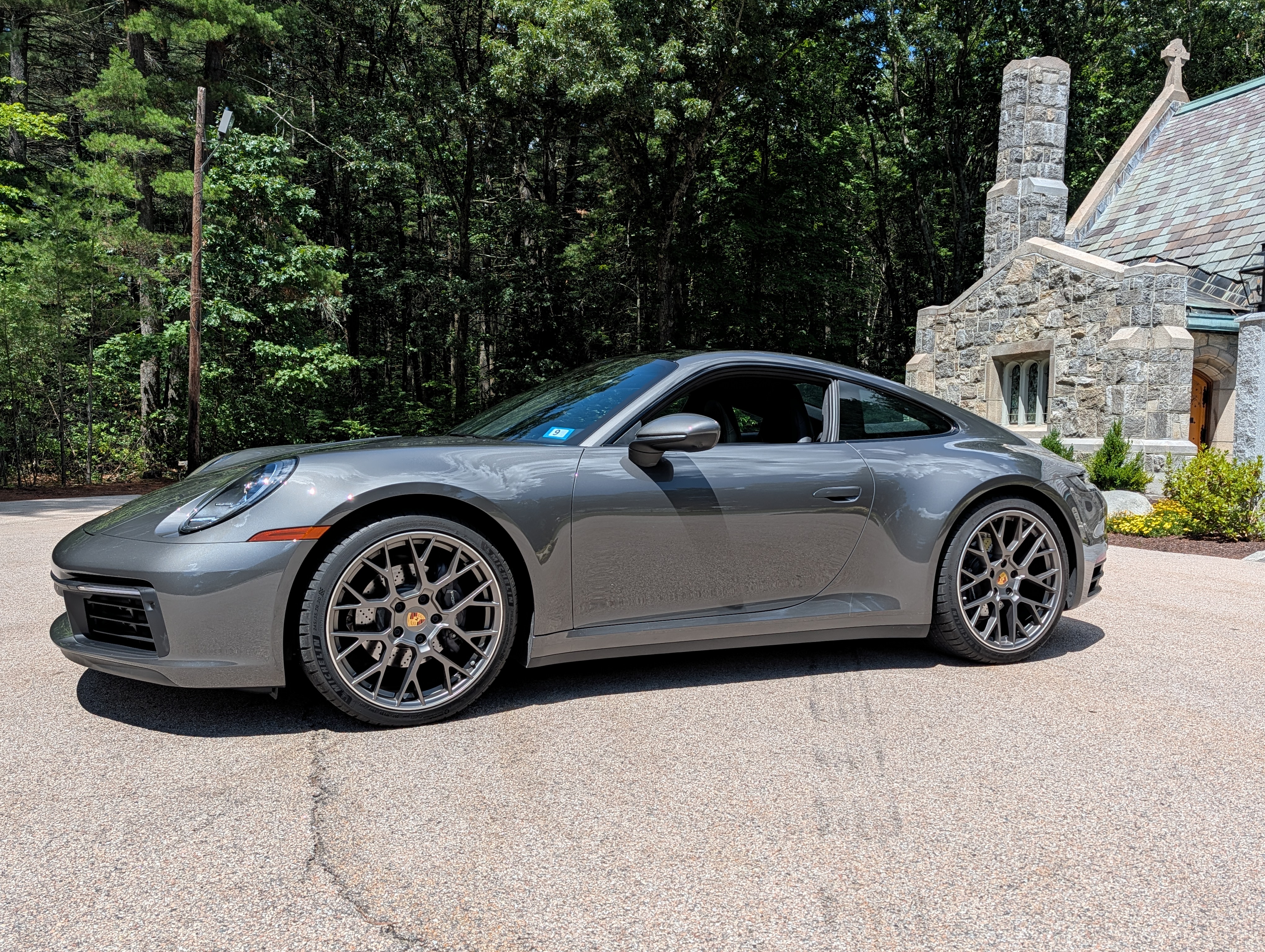 2021 Porsche 911 Carrera