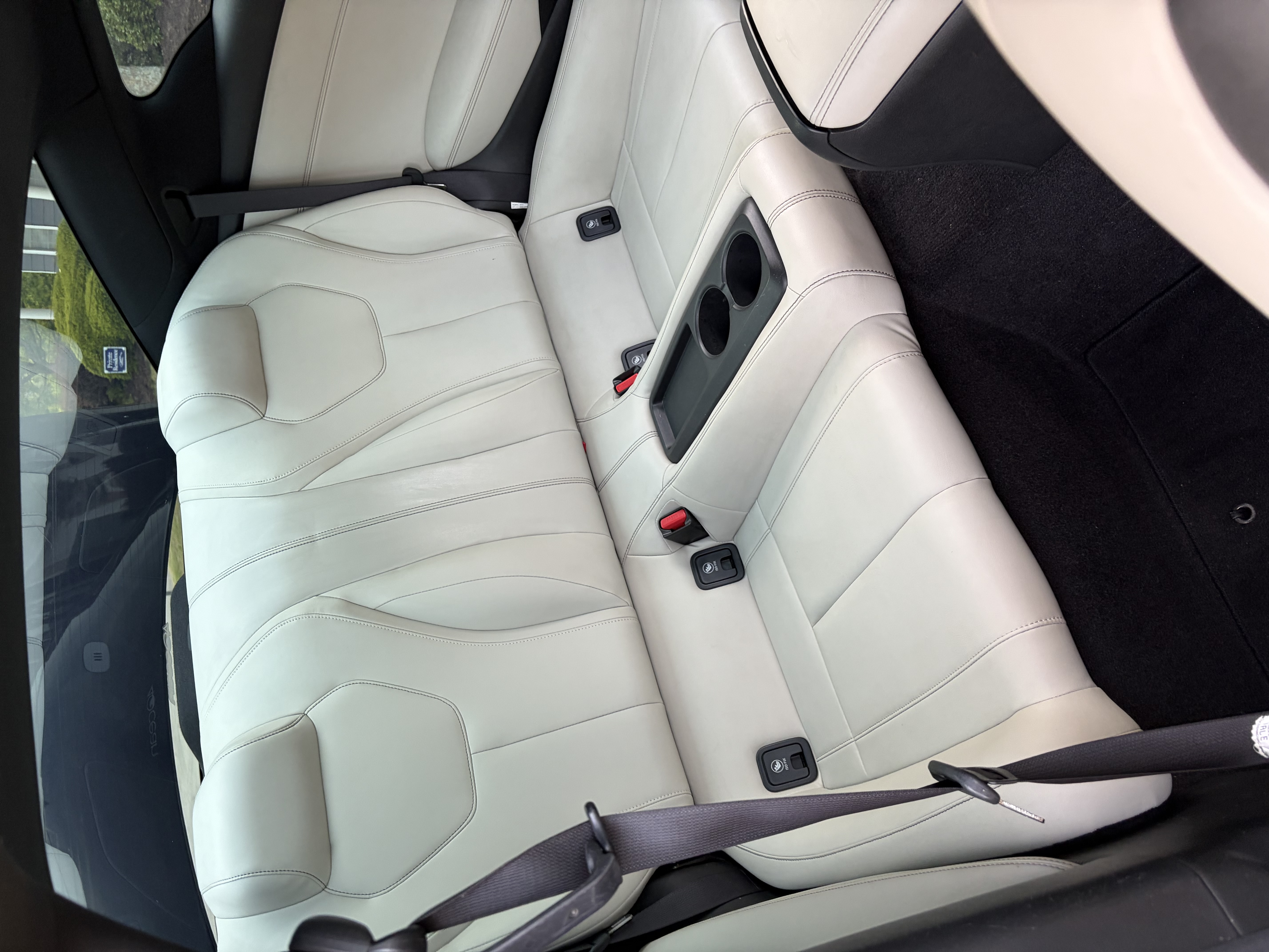 2017 INFINITI Q60 3.0t