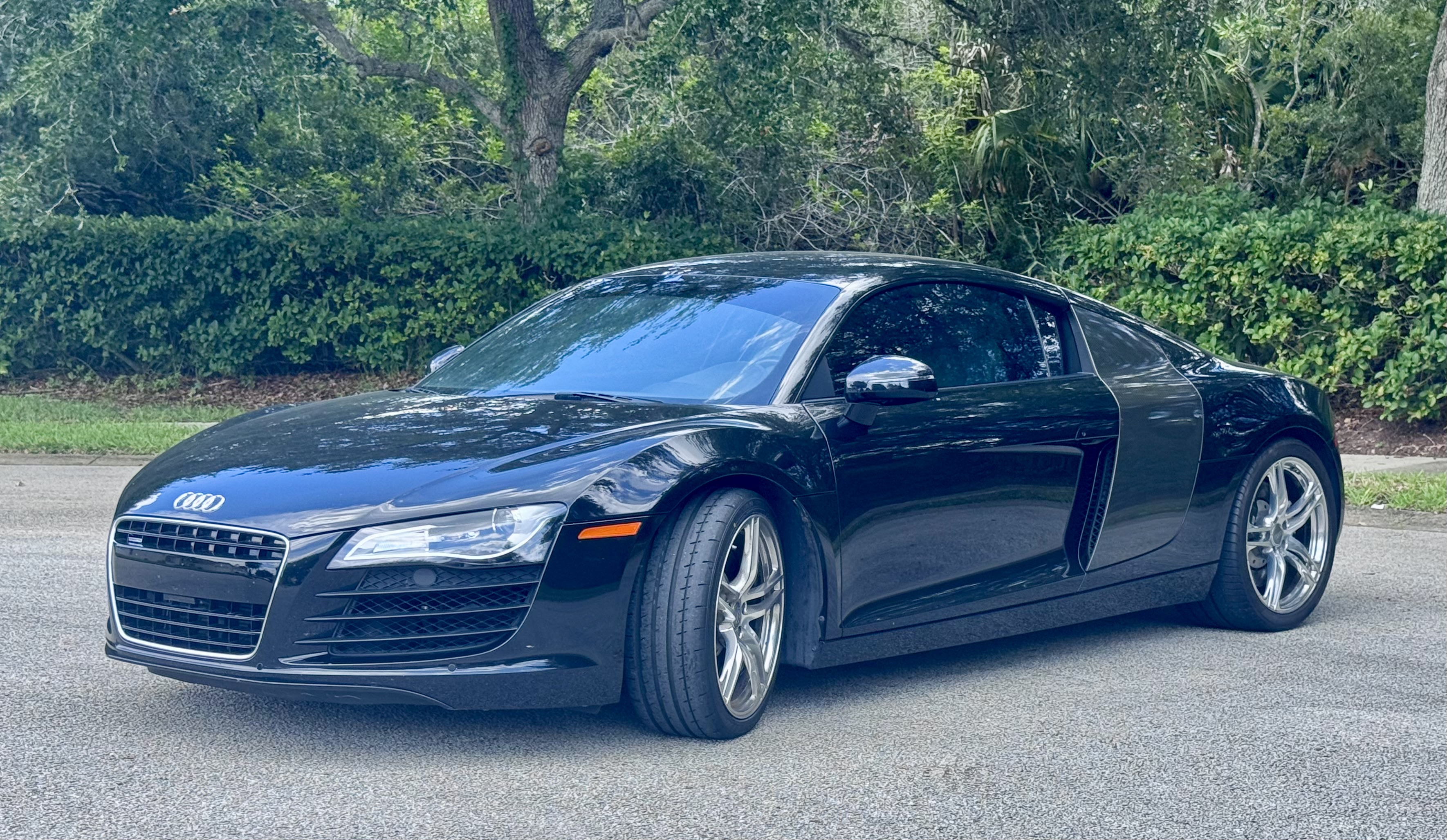 Used 2009 Audi R8 V8