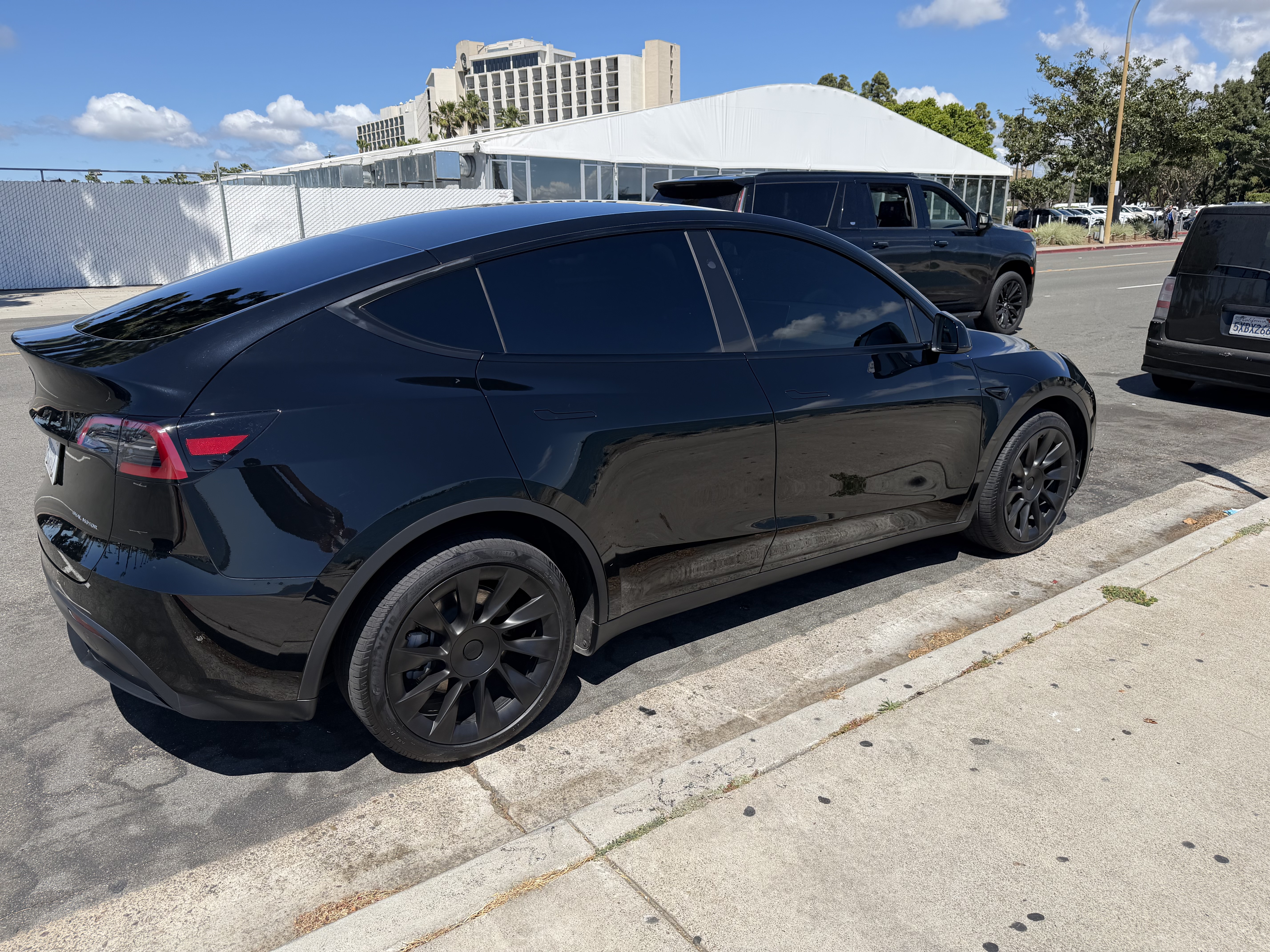 2025 Tesla Model Y Long Range
