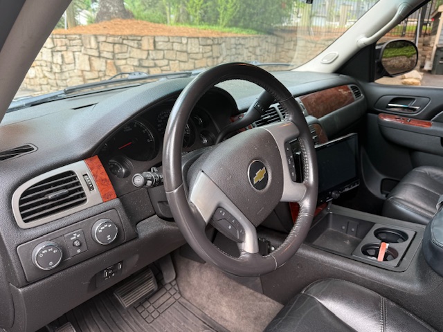 2011 Chevrolet Suburban 2500 LT