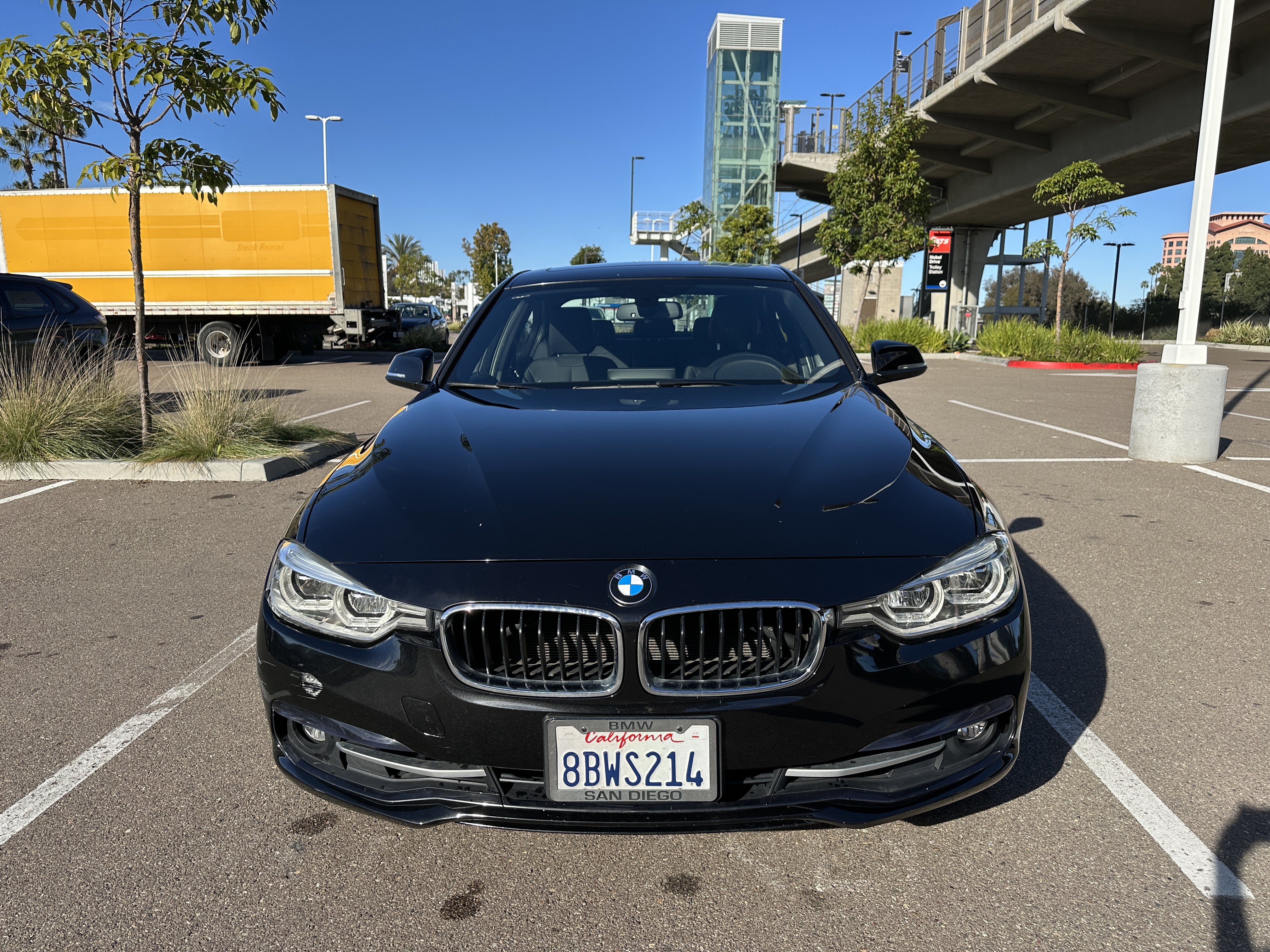 2018 BMW 330i Sedan