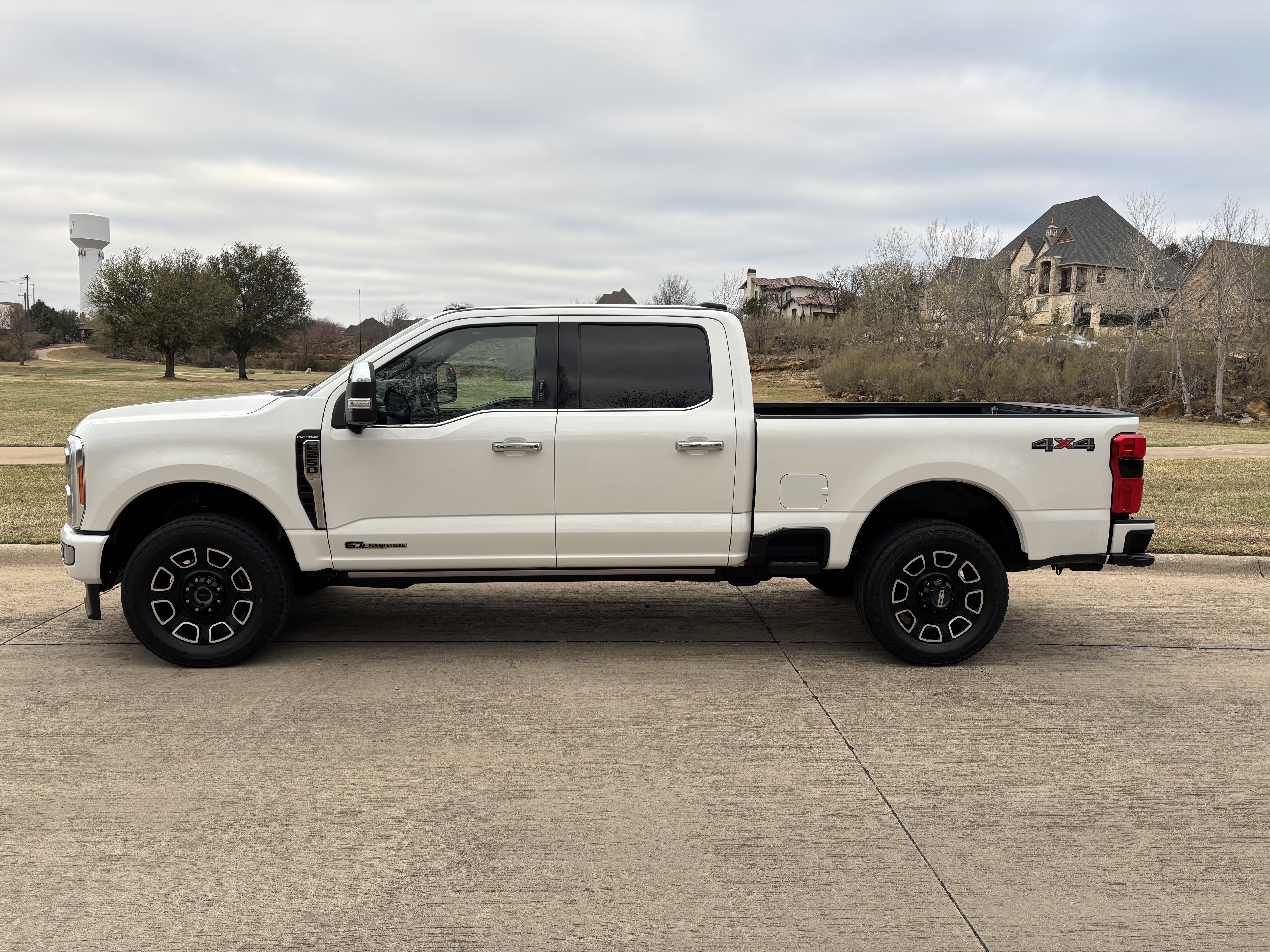 2023 Ford F250 Platinum