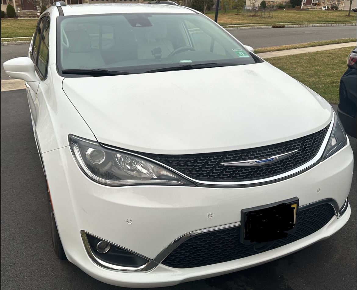 2018 pacifica best sale limited for sale