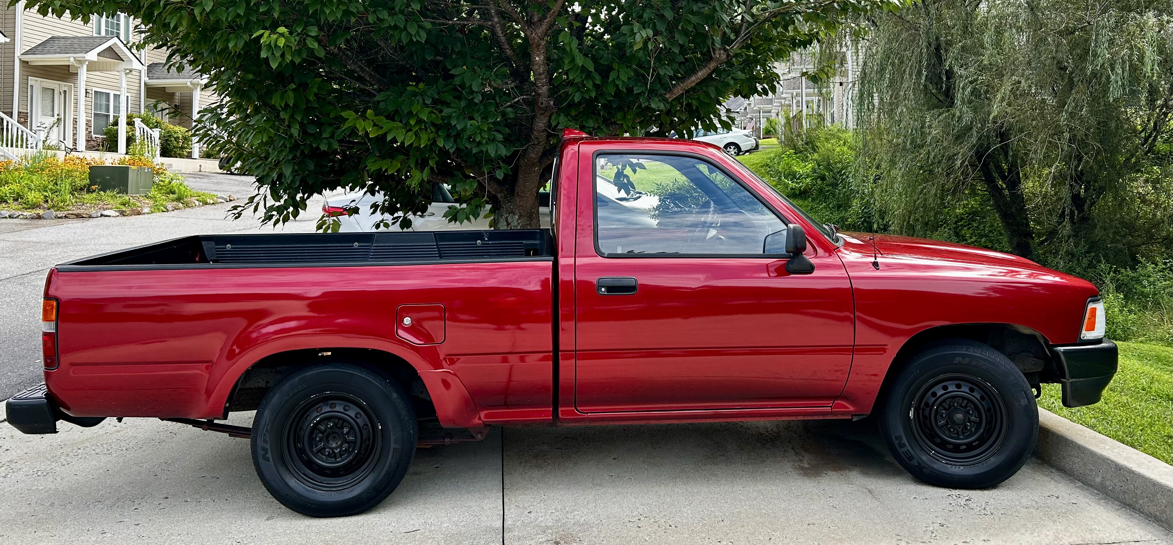 Used 1994 Toyota Pickup 2WD Regular Cab