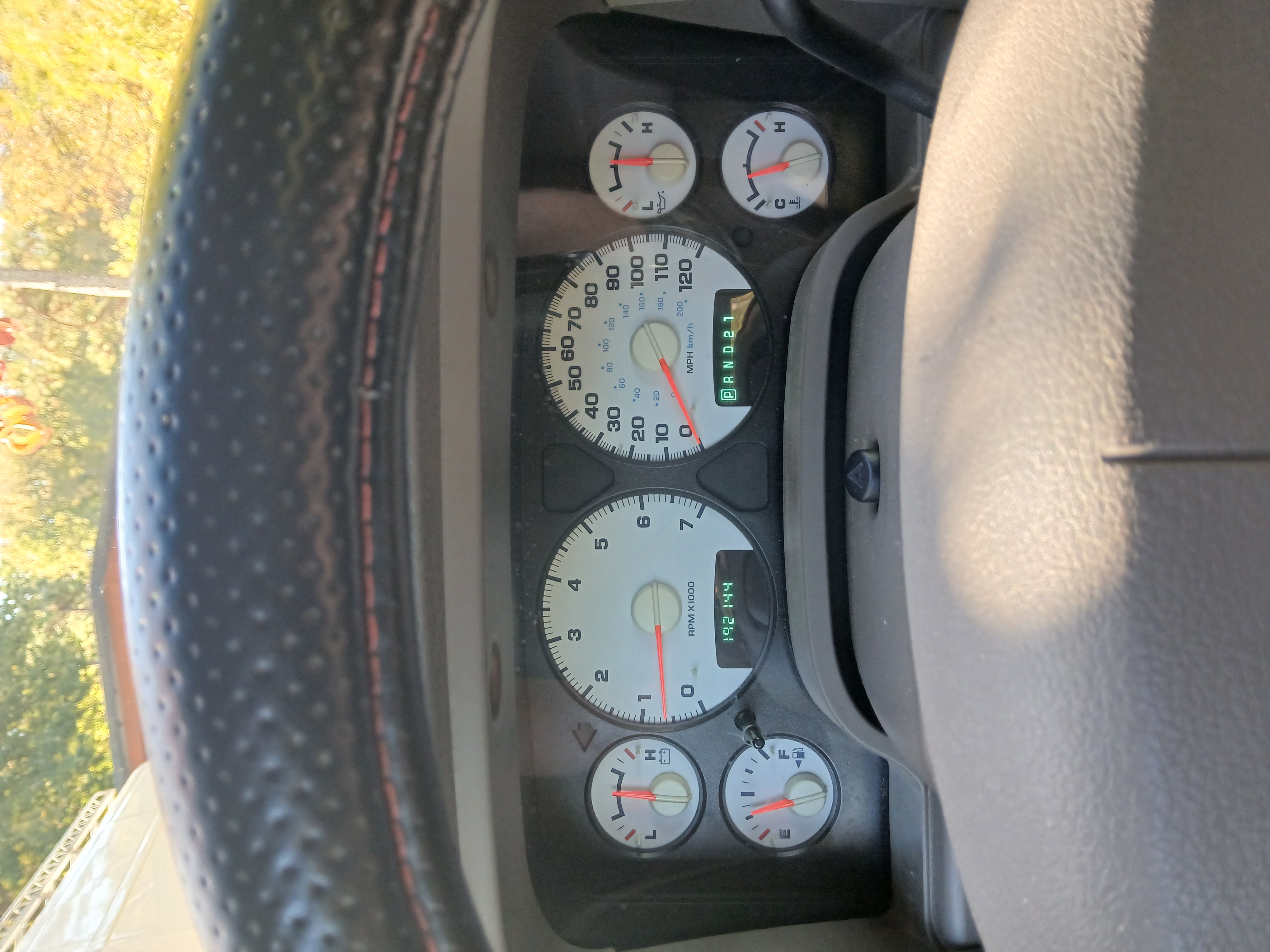 2004 Dodge Ram 1500 Truck SLT