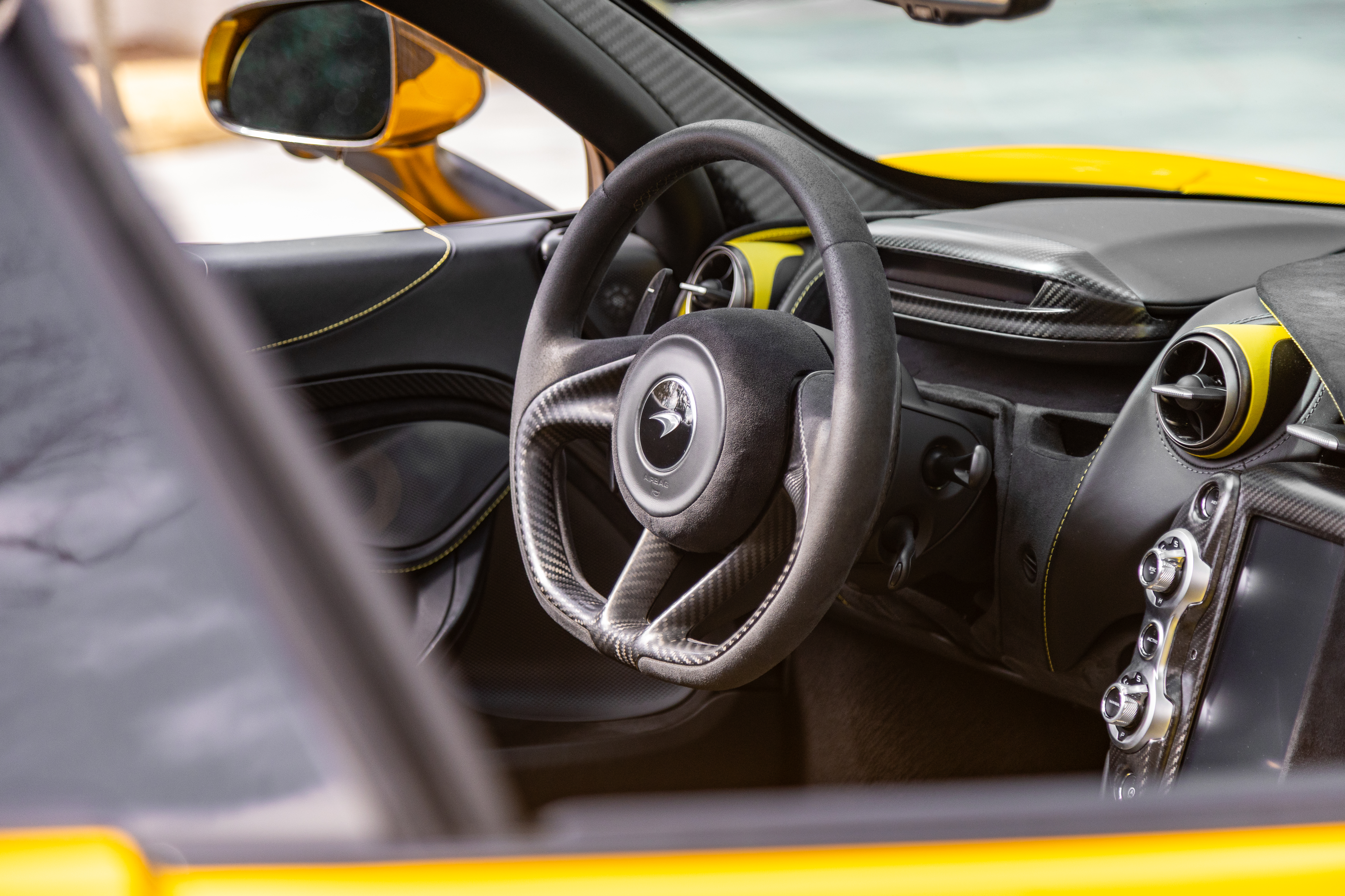 Used 2019 McLaren 720S Performance photo 10