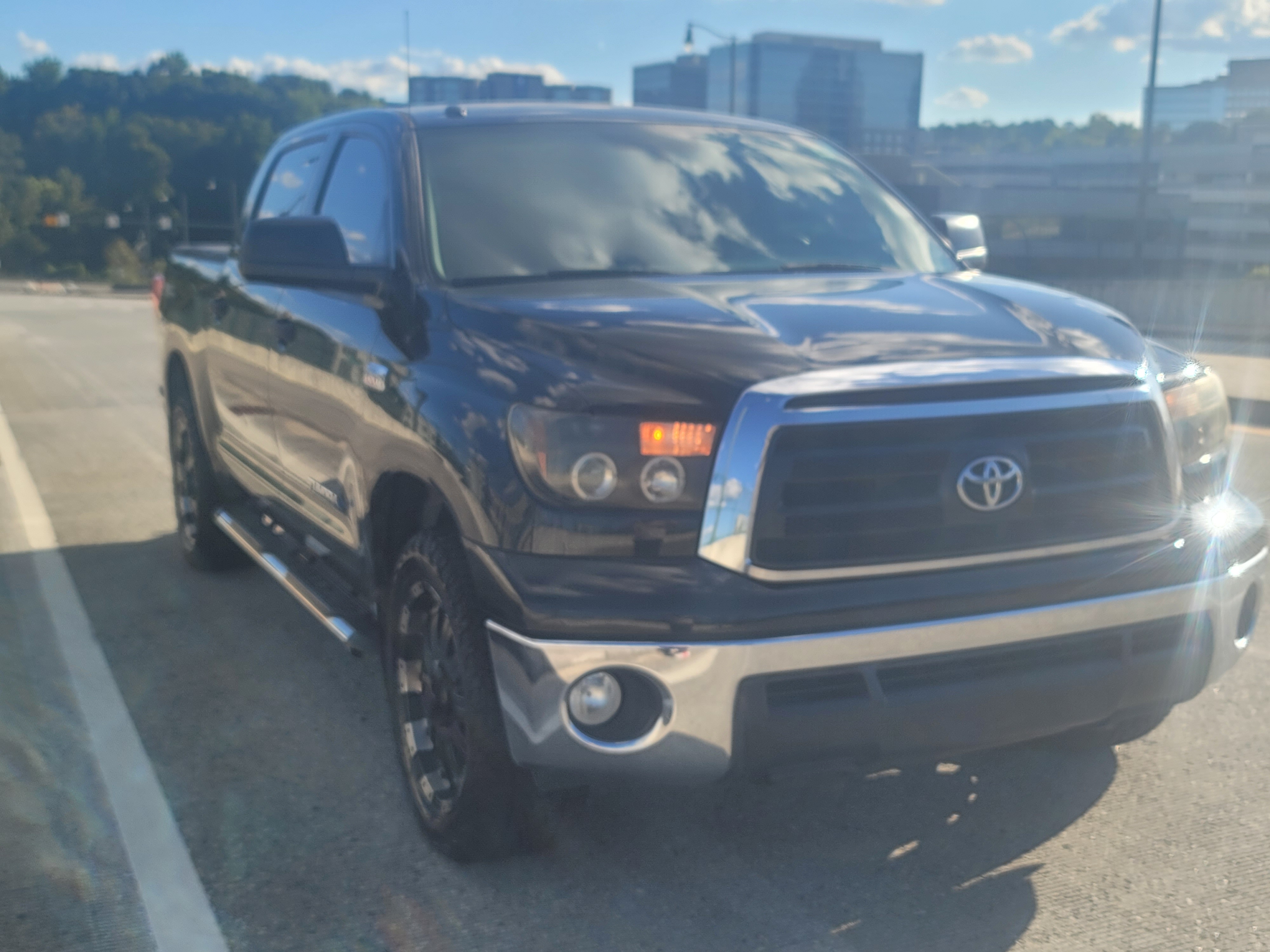 2010 Toyota Tundra 2WD CrewMax