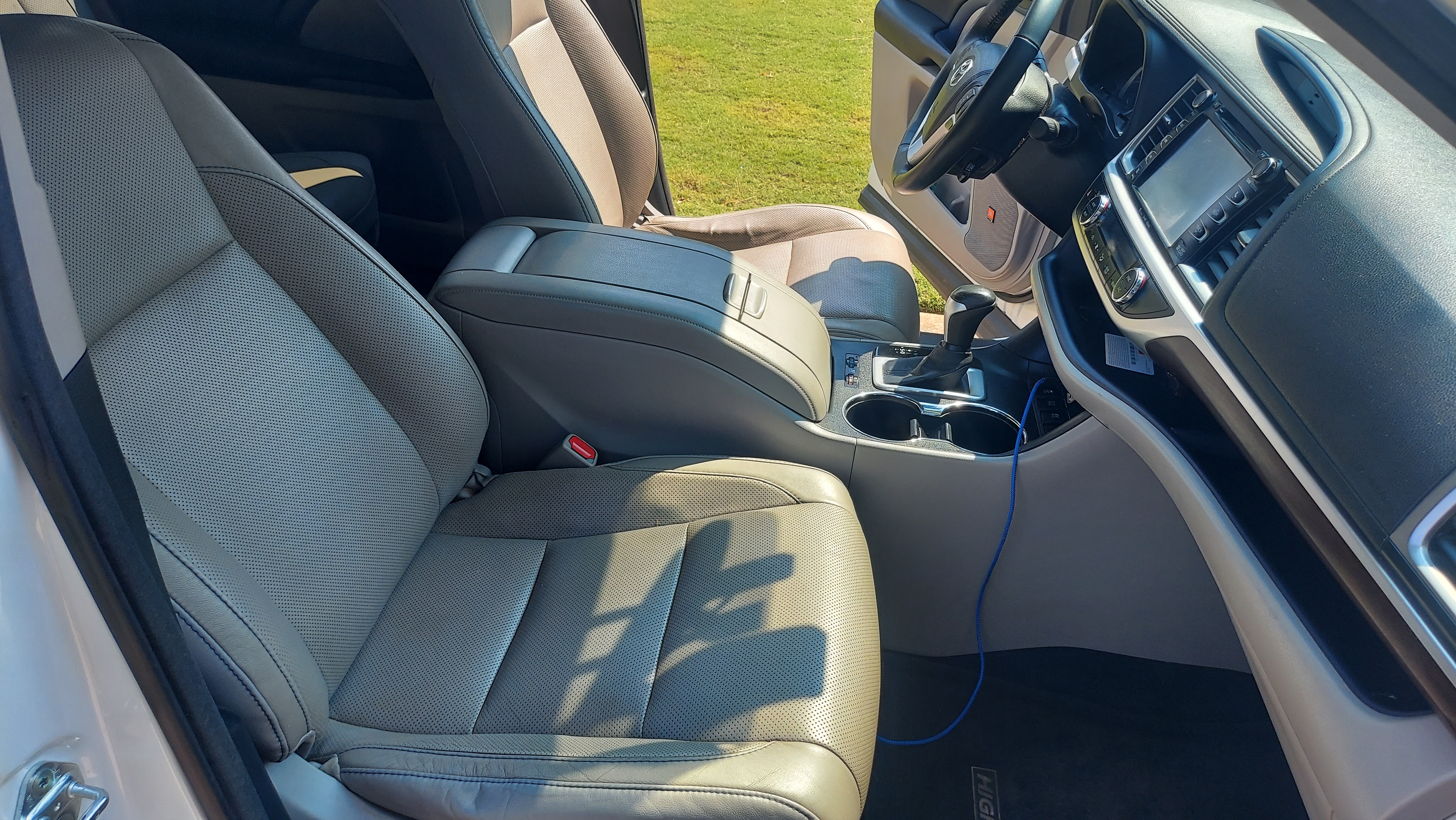 2016 Toyota Highlander Limited Platinum