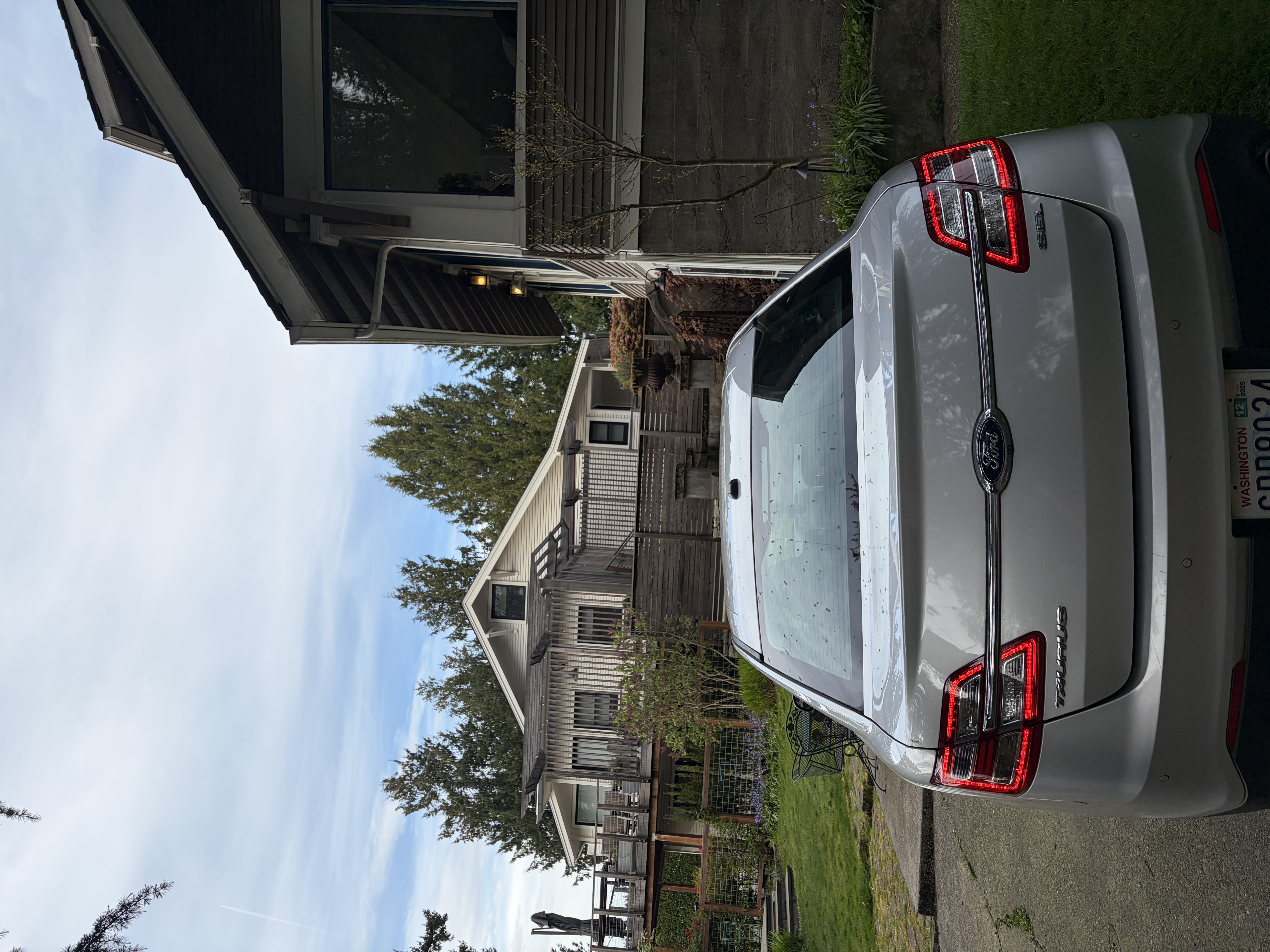 2015 Ford Taurus SEL