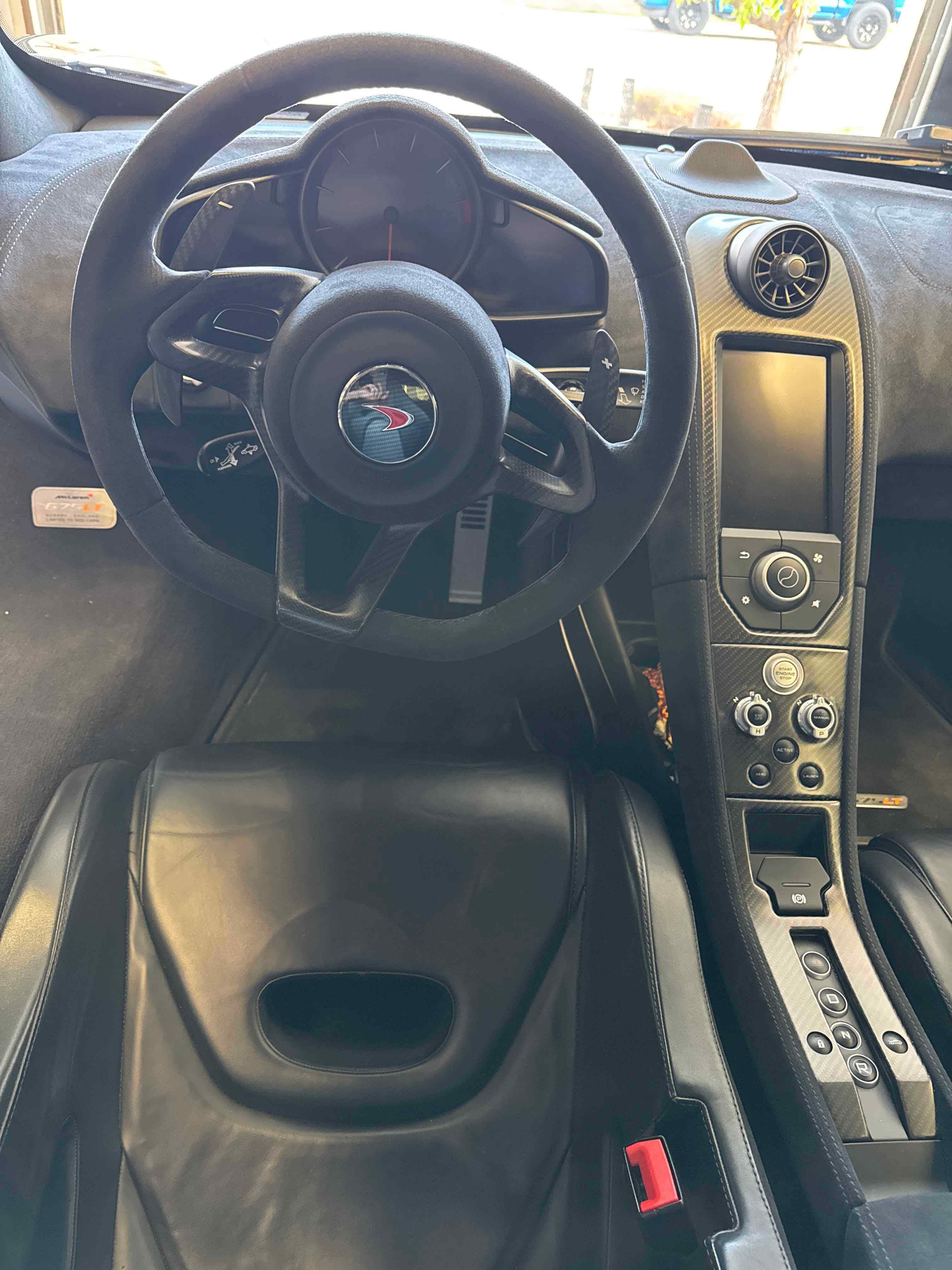 Used 2016 McLaren 675LT Coupe photo 23