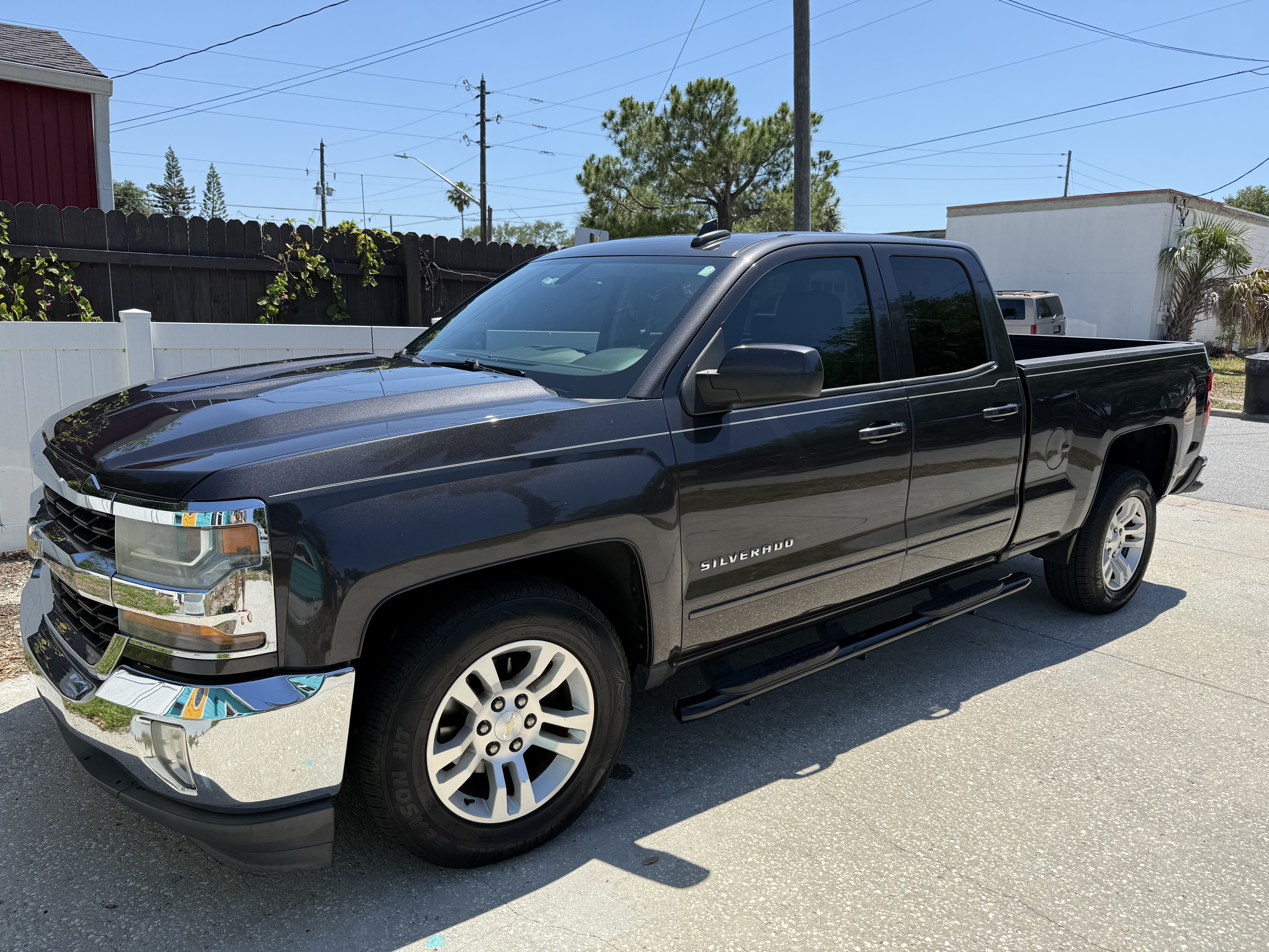 a*5様 【オークション売り切り】LUDLOW バレリーナ 希少グレー公式再販プ Used 2016 Chevrolet Silverado 1500 for Sale in Lakeland, FL