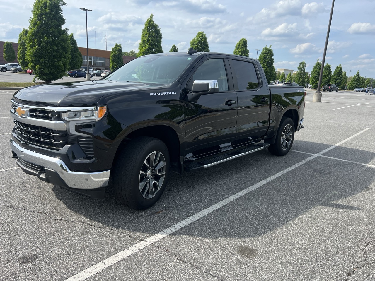 2023 Chevrolet Silverado 1500 LT