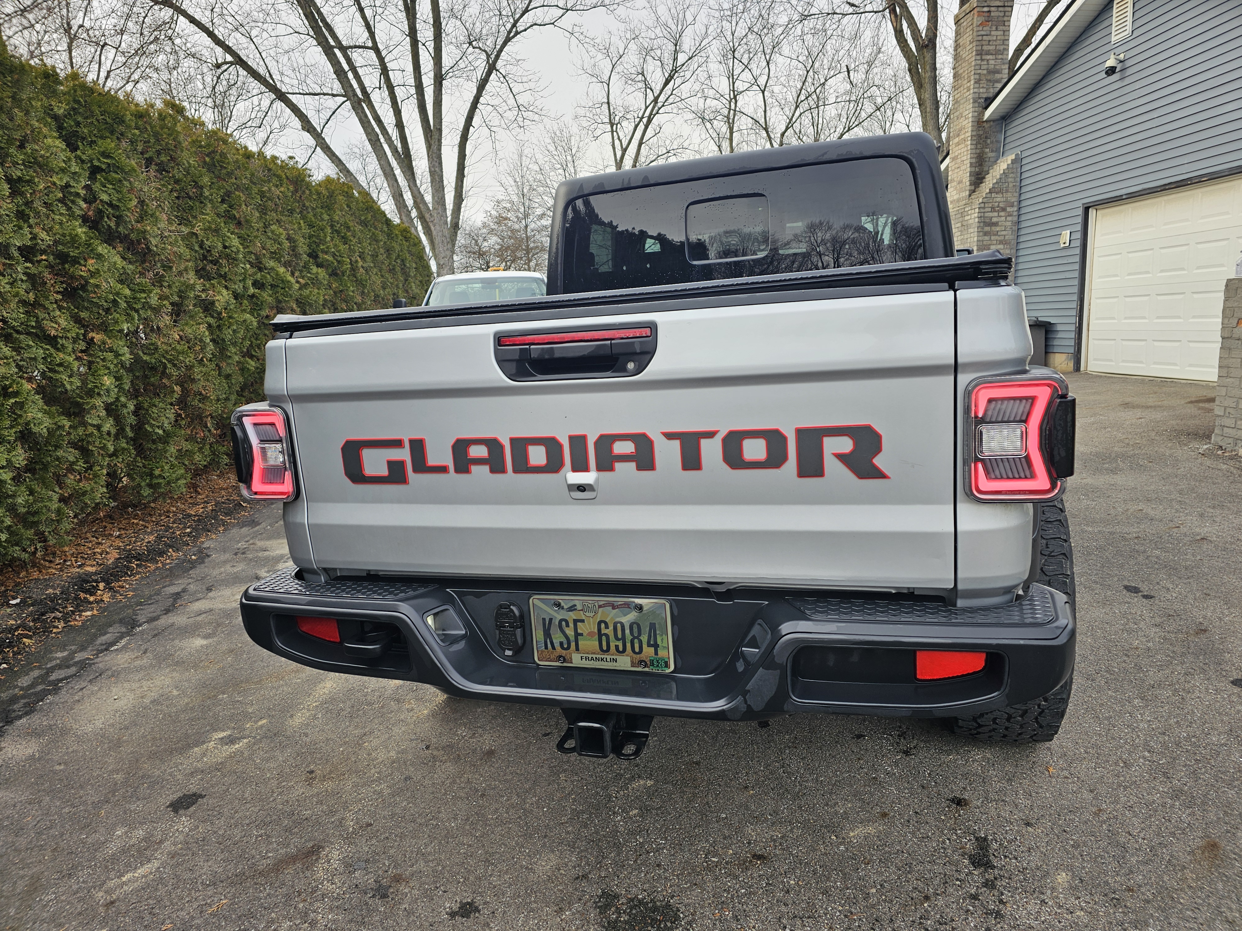 2023 Jeep Gladiator Sport