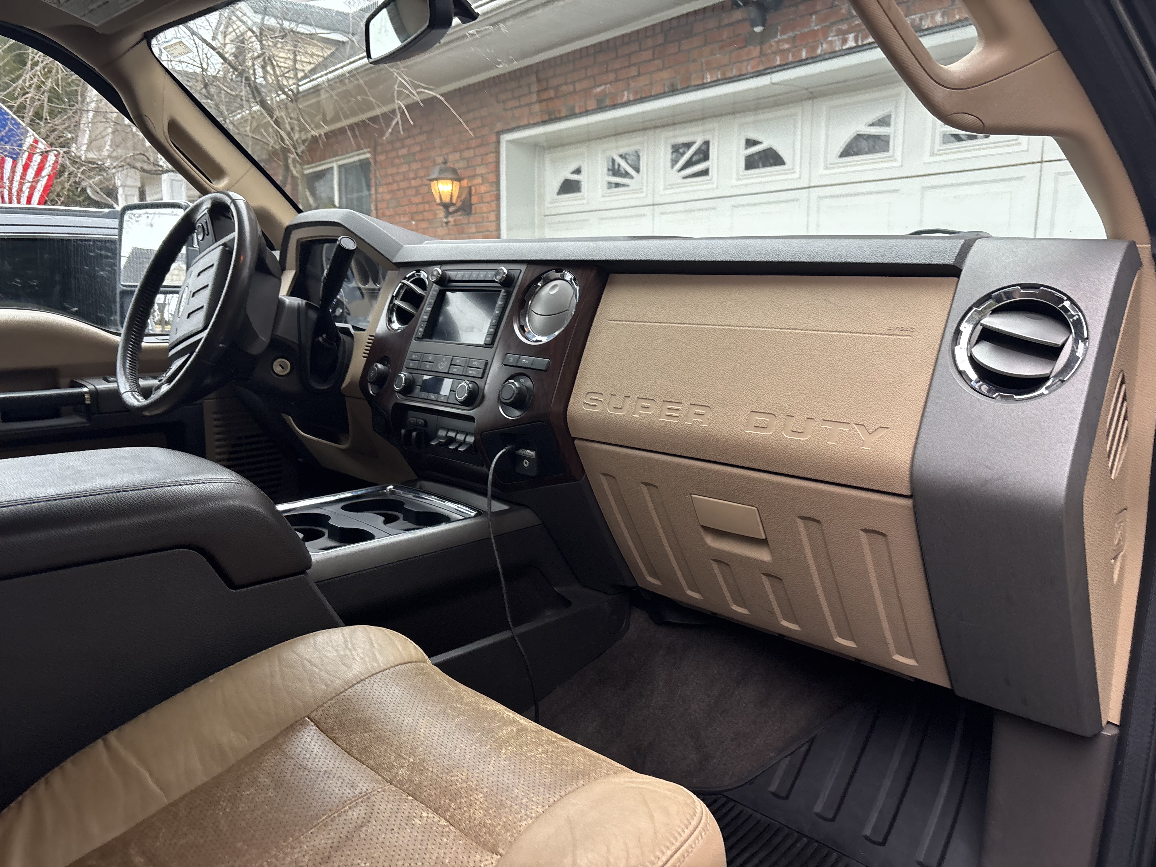 2011 Ford F350 Lariat