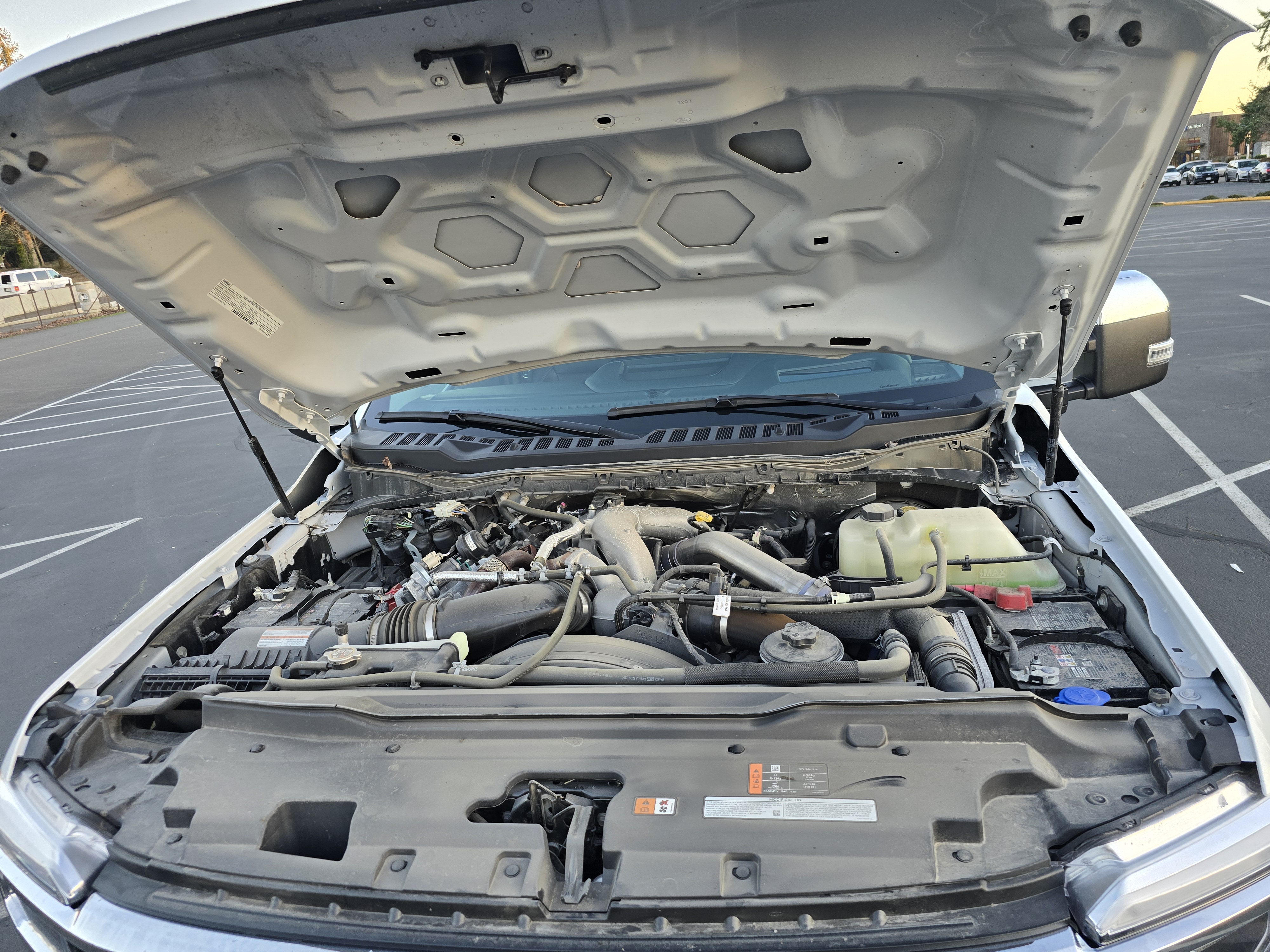 2024 Ford F350 Lariat