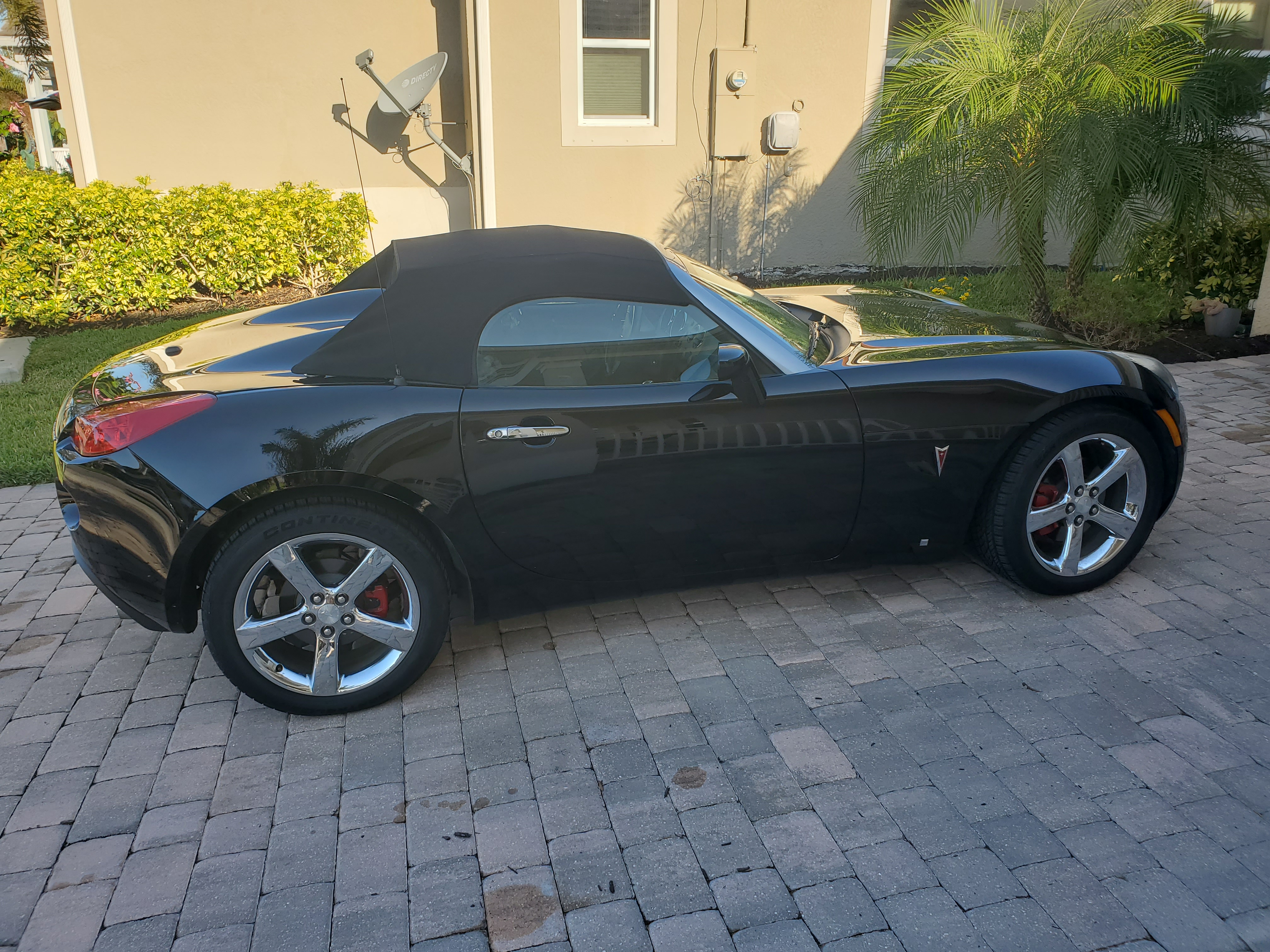 Used 2007 Pontiac Solstice GXP w/ Premium Package