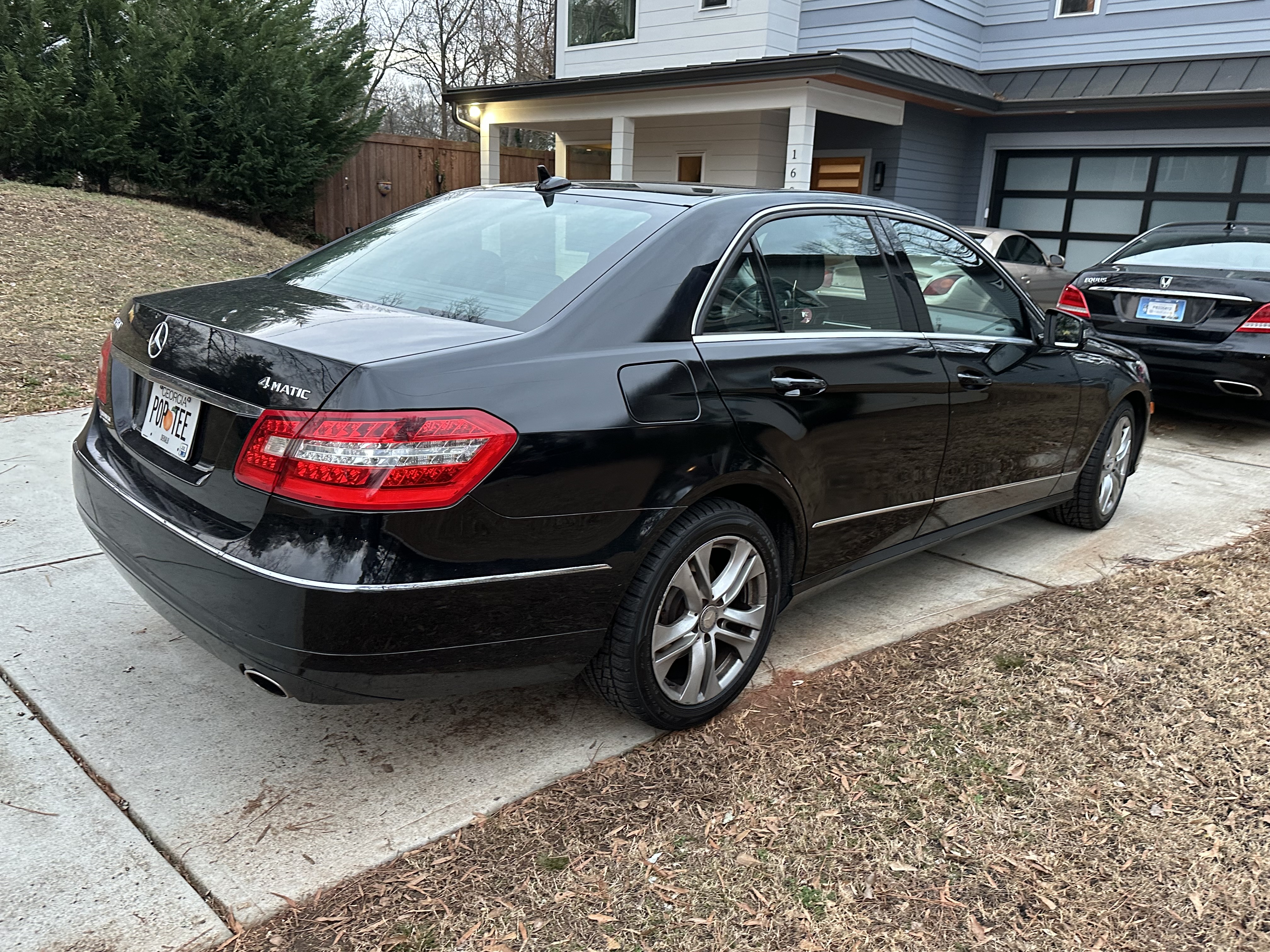 2011 Mercedes-Benz E 350 4MATIC Sedan
