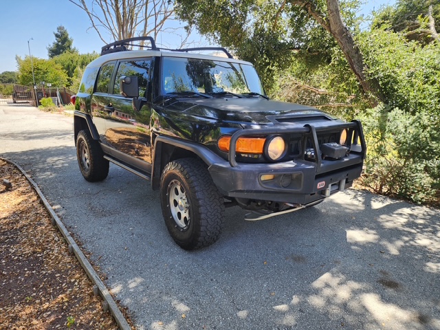 Used 2007 Toyota FJ Cruiser 4WD w/ Upgrade Pkg 1