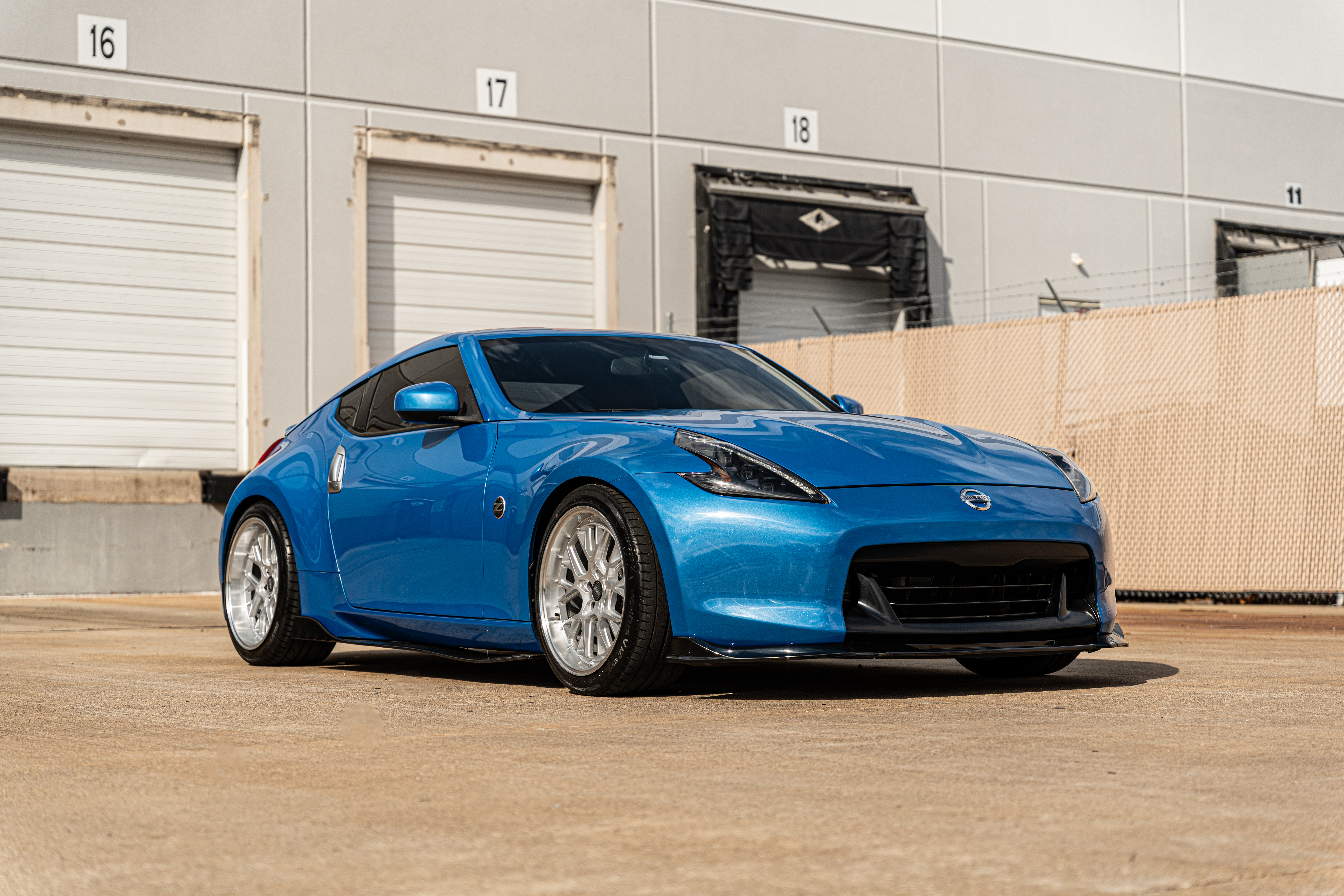 Used 2009 Nissan 370Z Touring w/ Sport Pkg