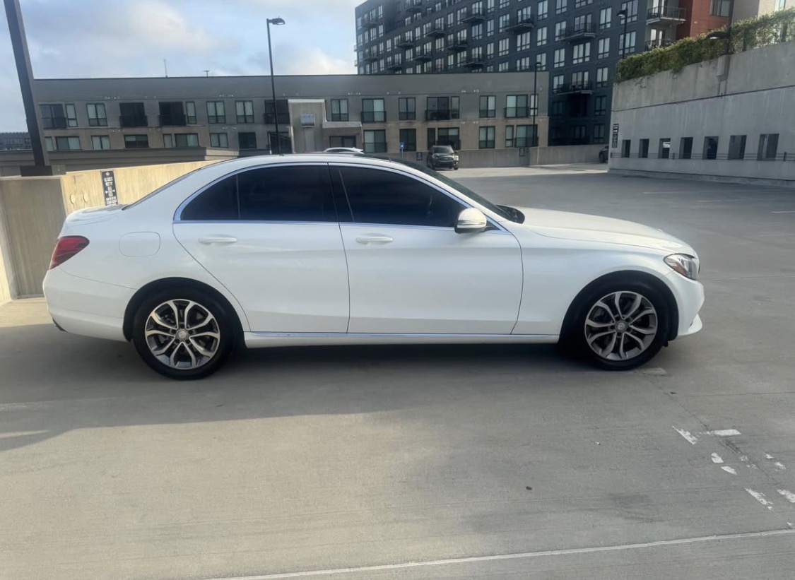 2016 Mercedes-Benz C 300 4MATIC Sedan