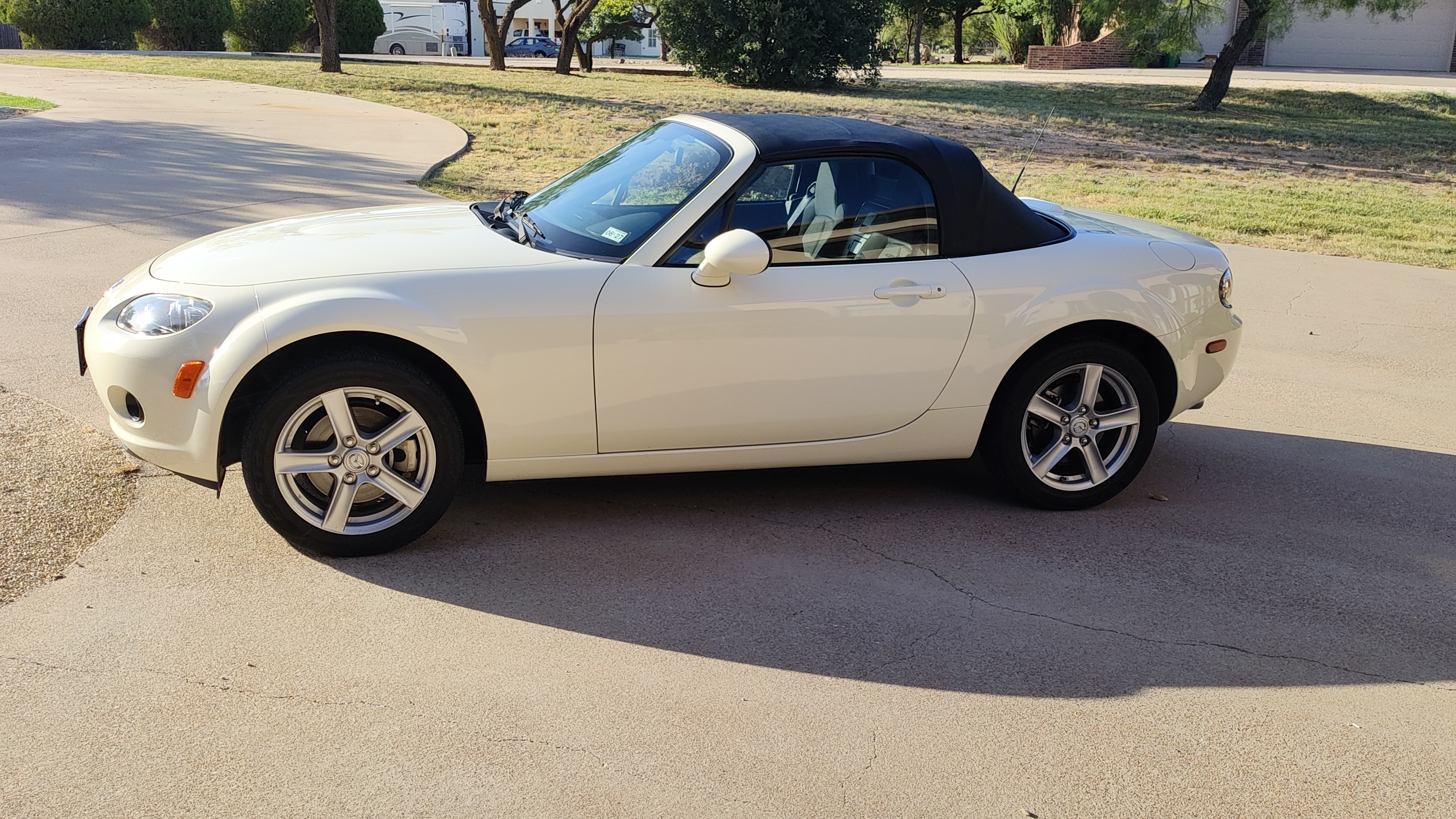 Used 2008 MAZDA MX-5 Miata Sport